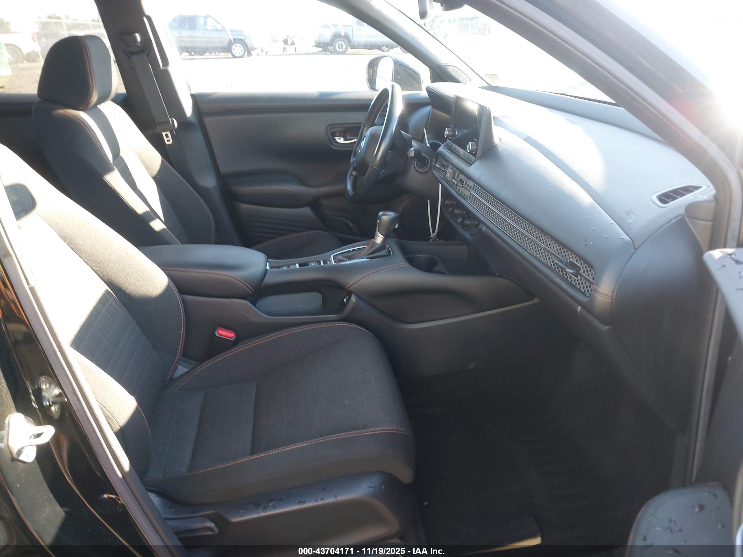 HONDA HR-V image 5