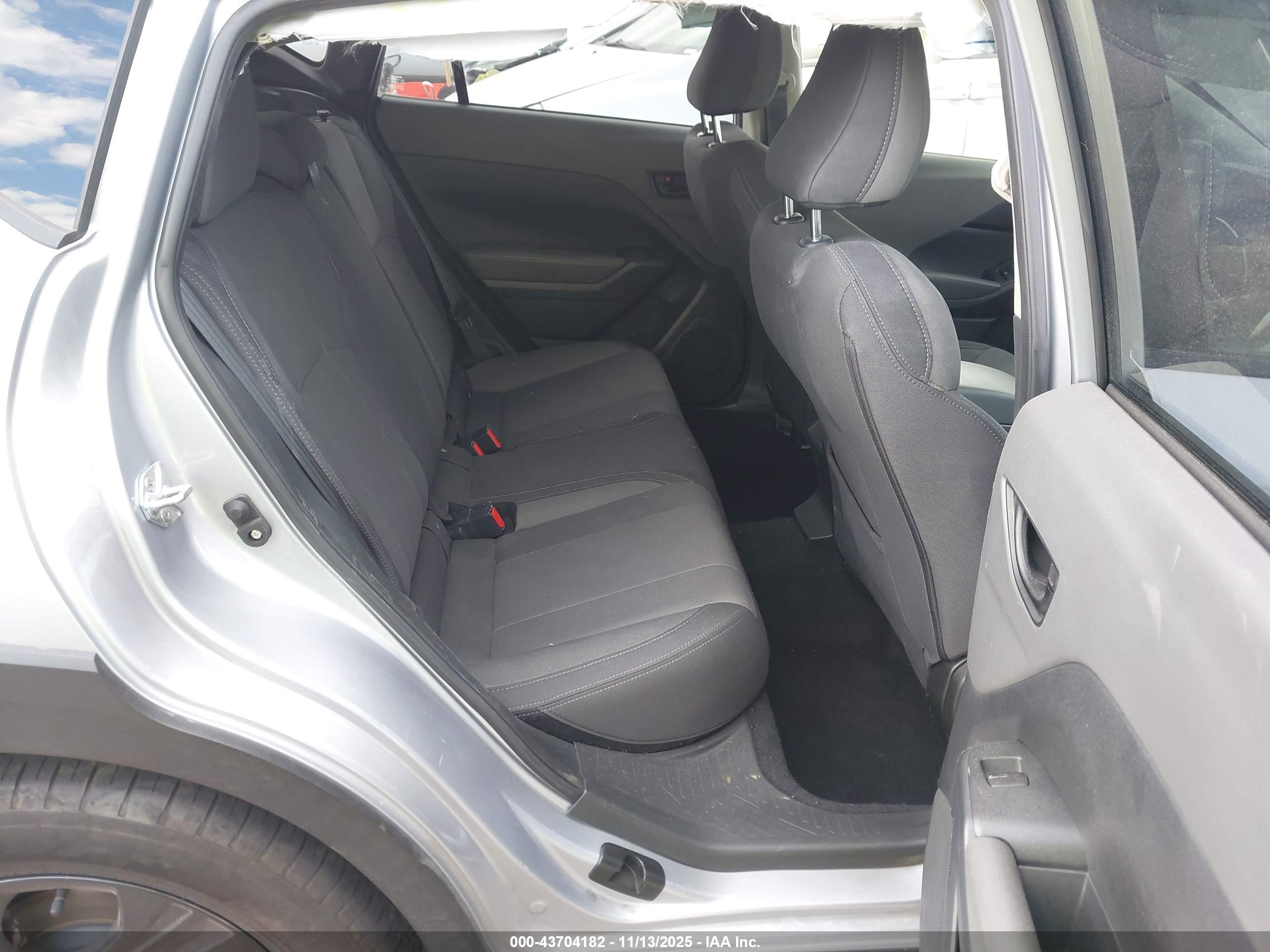 SUBARU CROSSTREK image 8