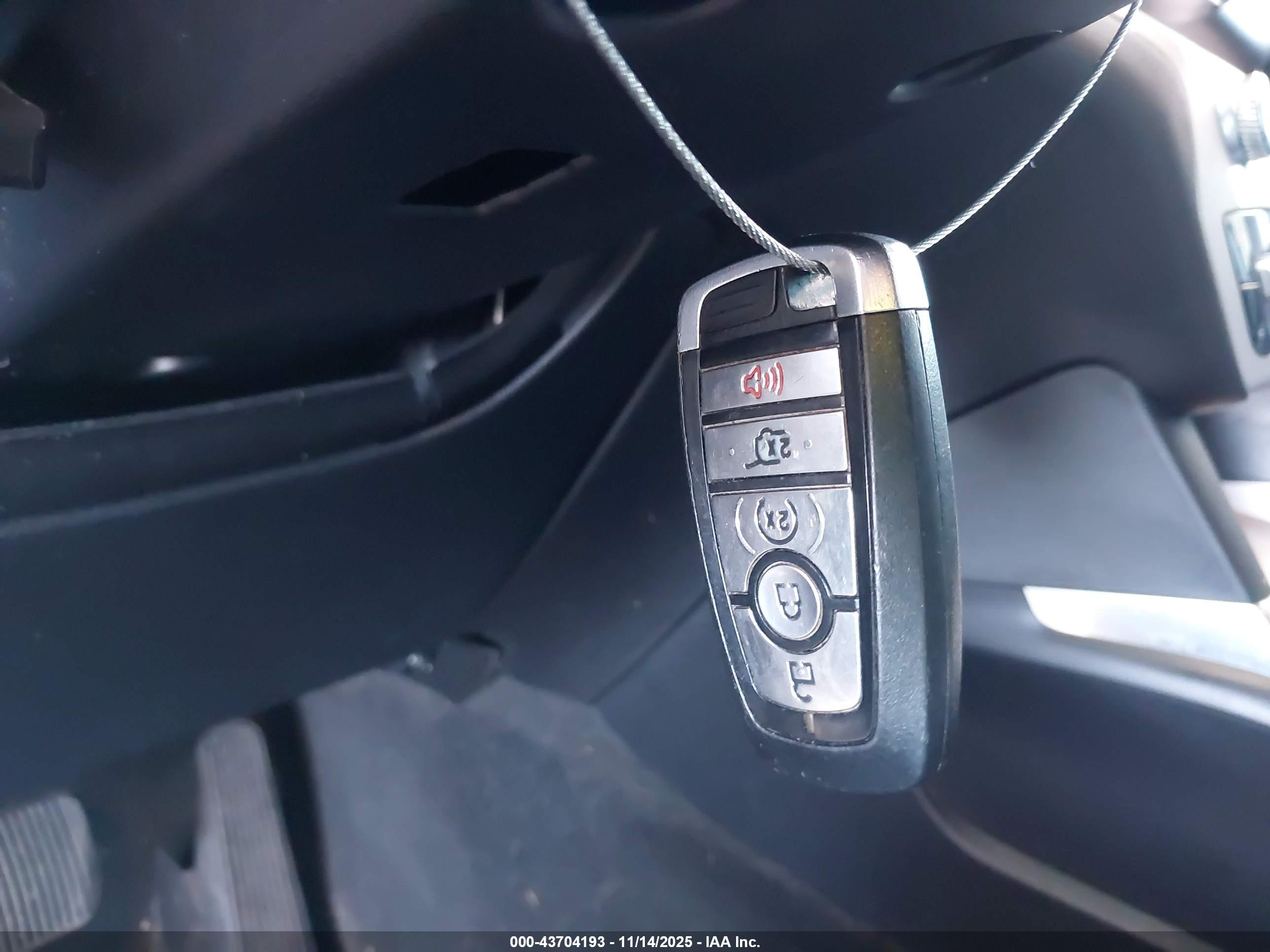 FORD EXPLORER image 11