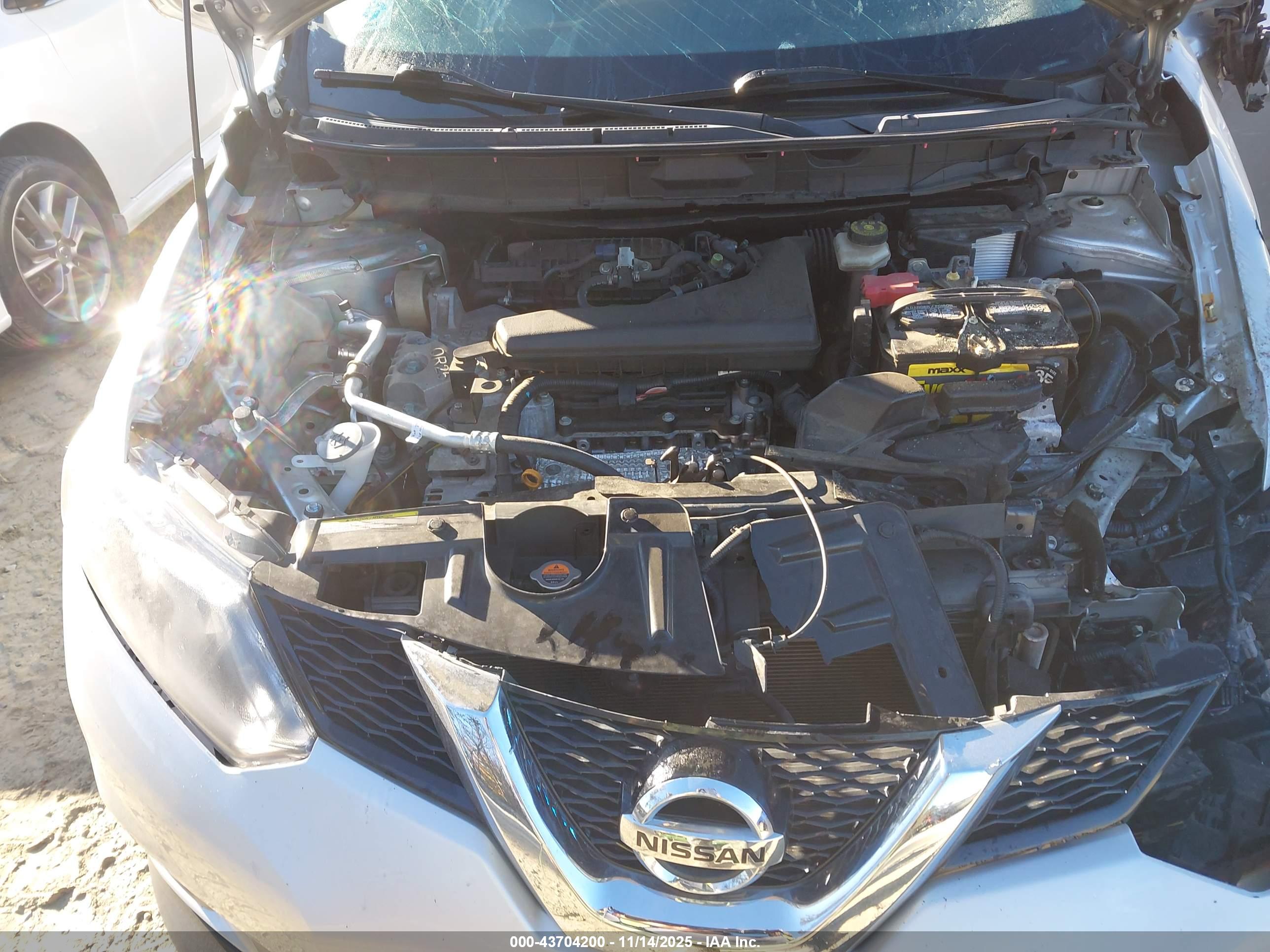 NISSAN ROGUE image 10