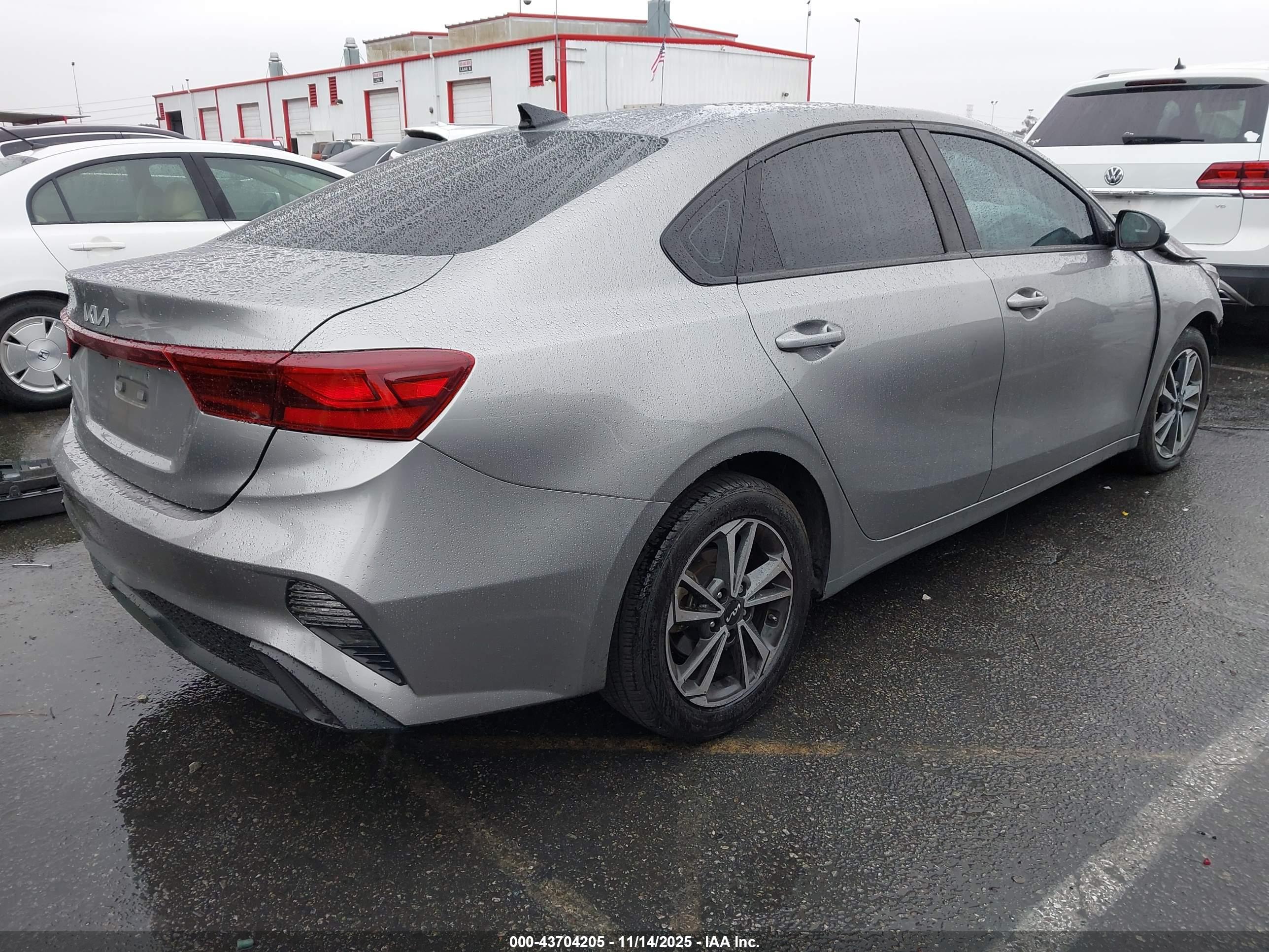 KIA FORTE image 4