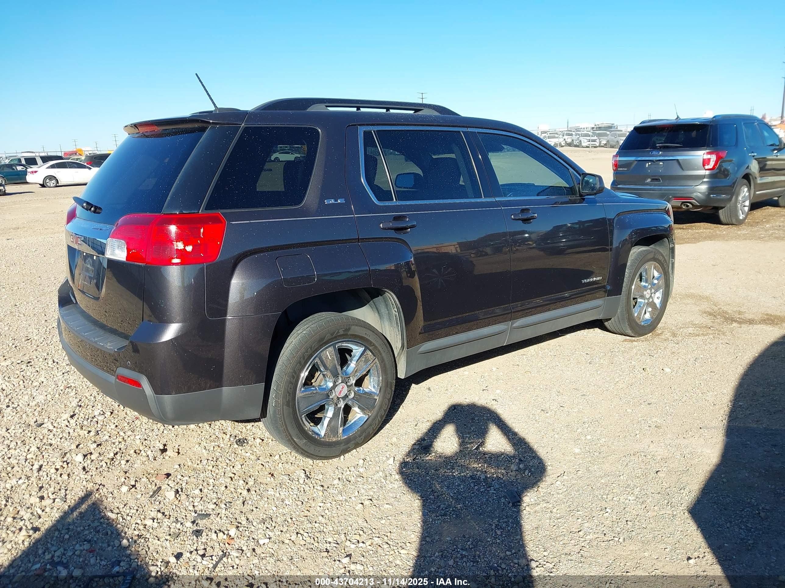 GMC TERRAIN image 4