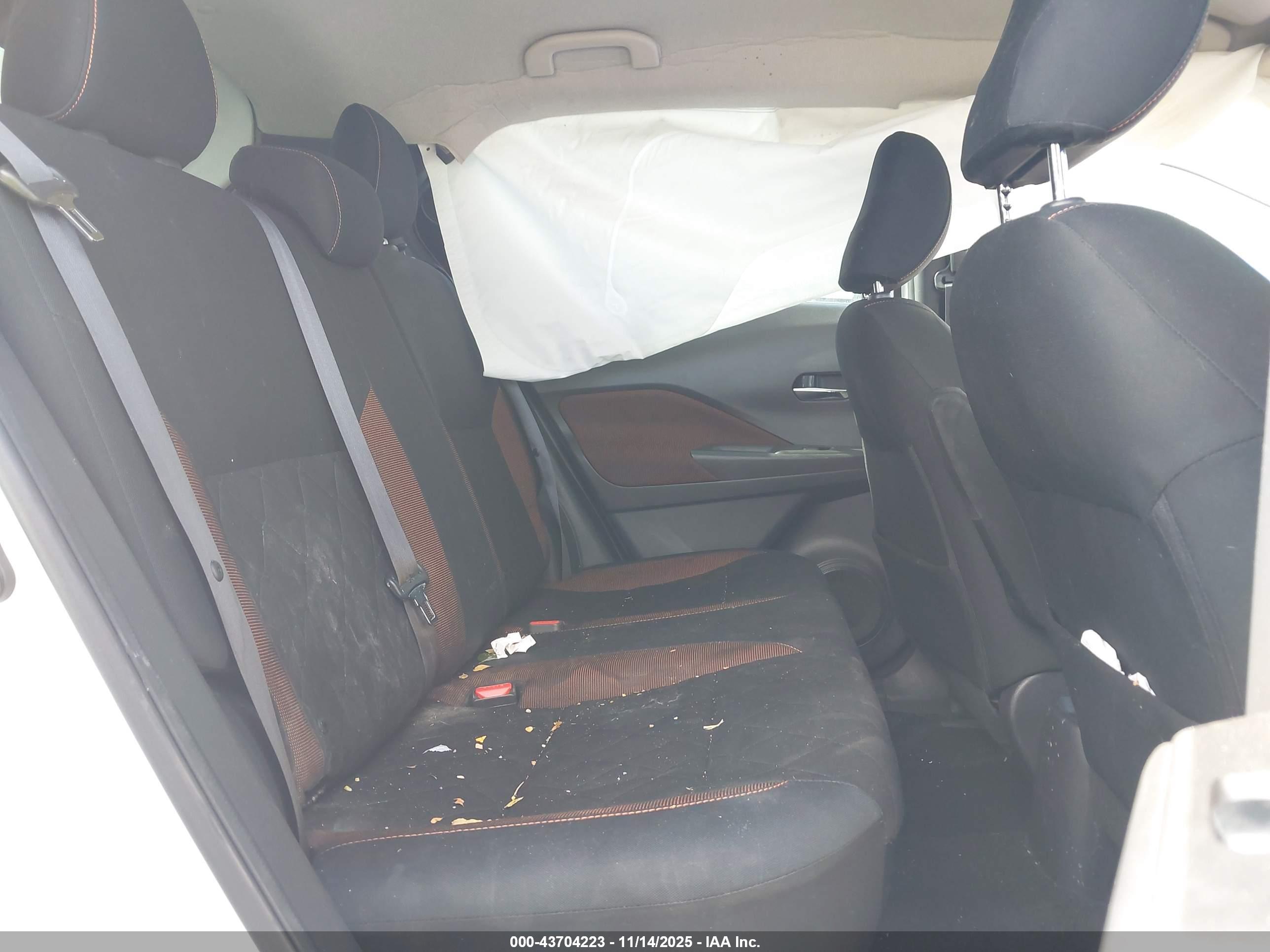 NISSAN KICKS image 8