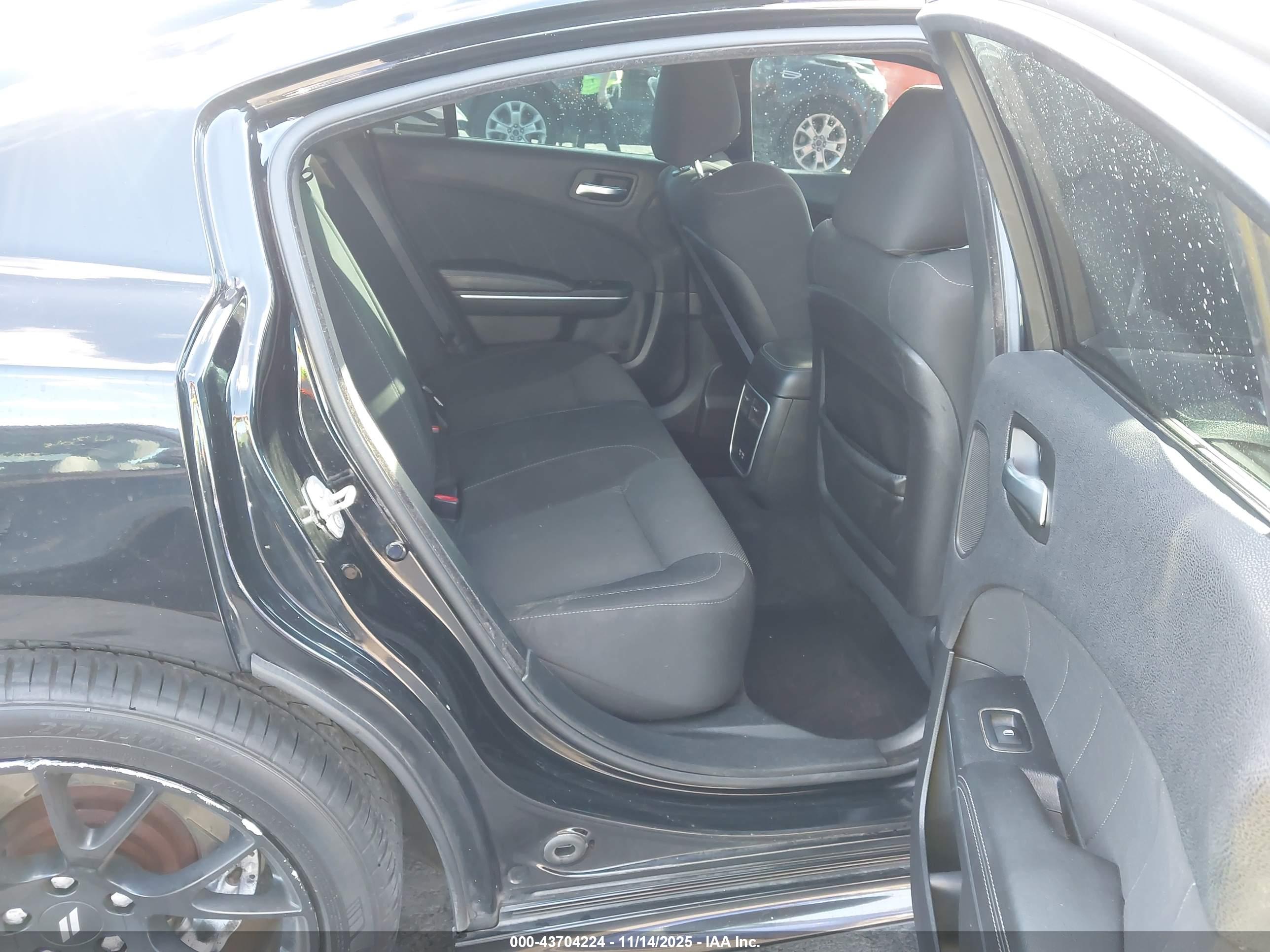 DODGE CHARGER image 8