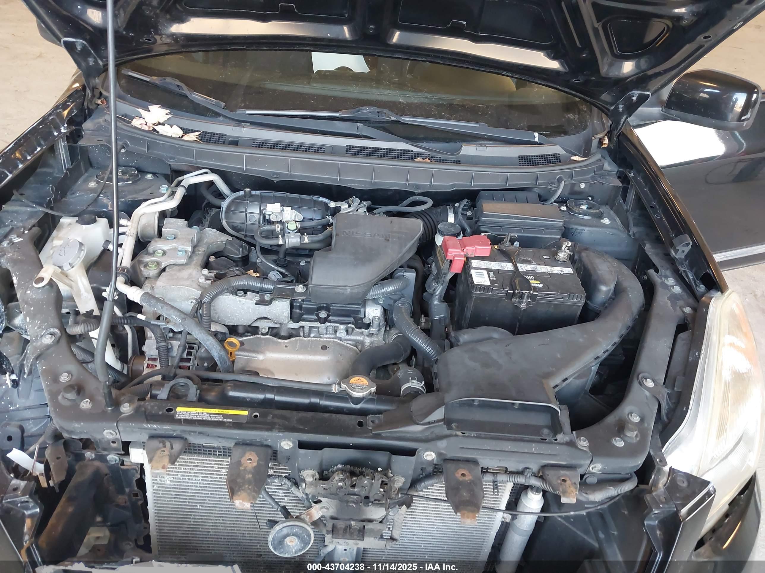 NISSAN ROGUE image 10