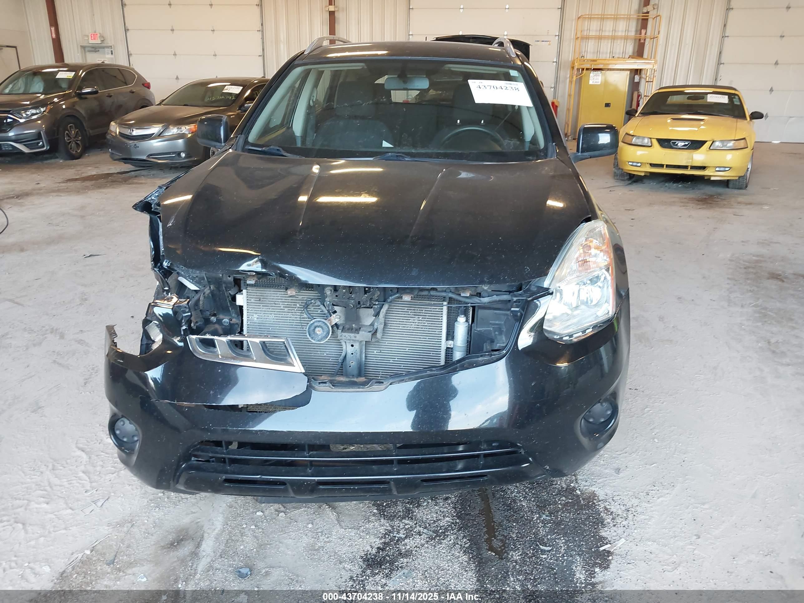 NISSAN ROGUE image 6