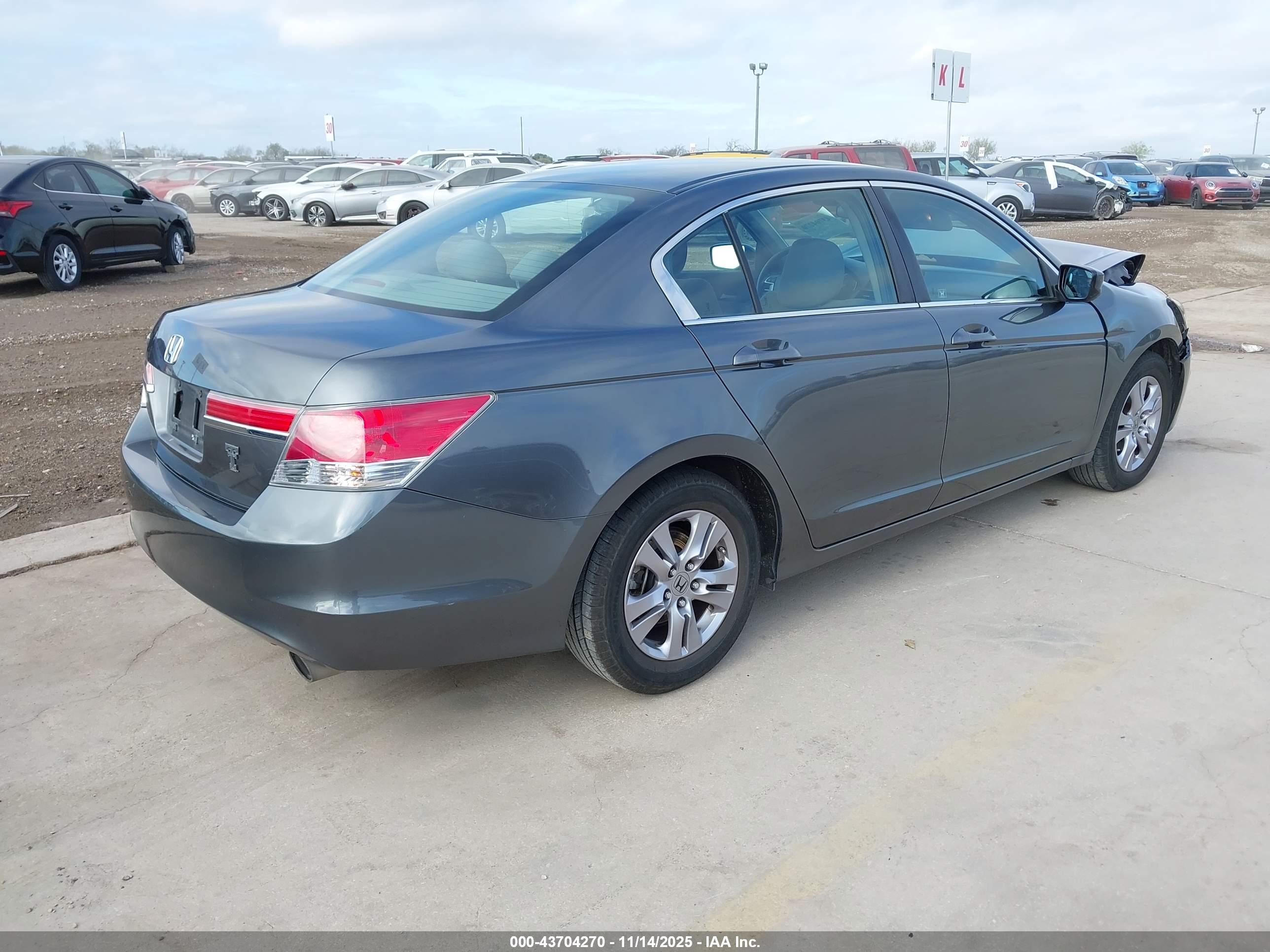 HONDA ACCORD image 4