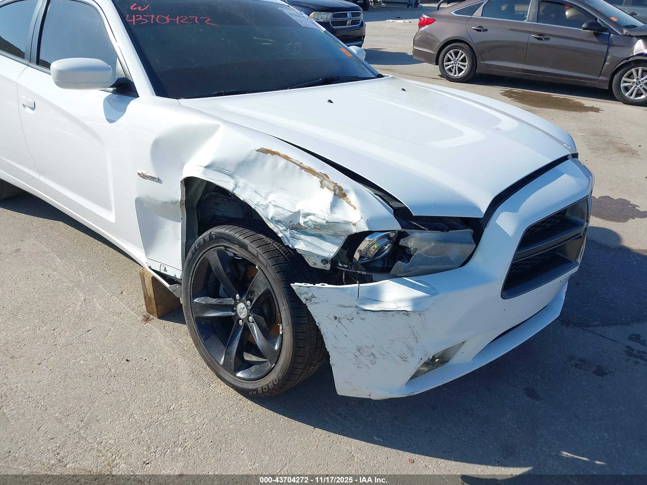 DODGE CHARGER image 6