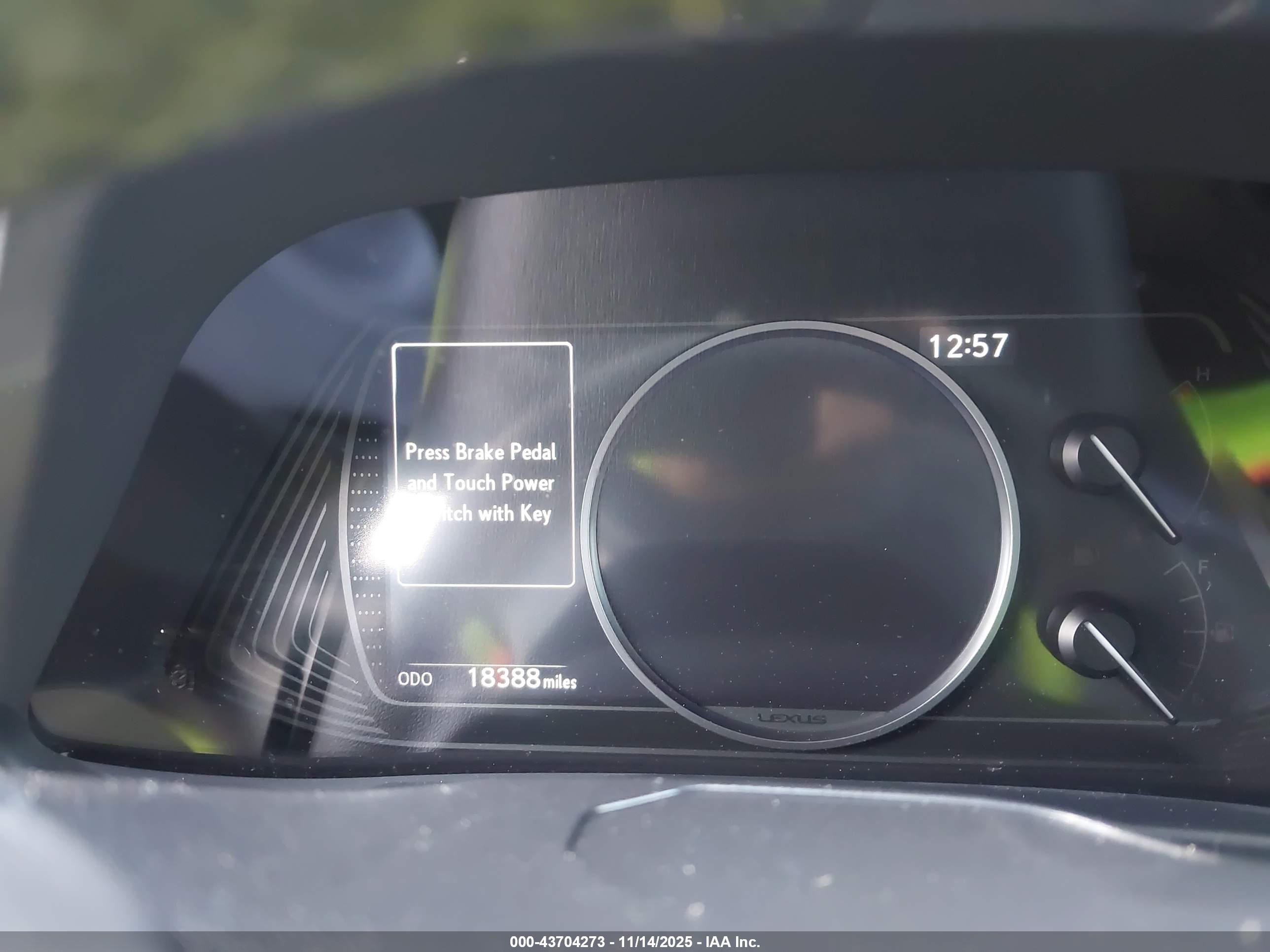 LEXUS UX image 7