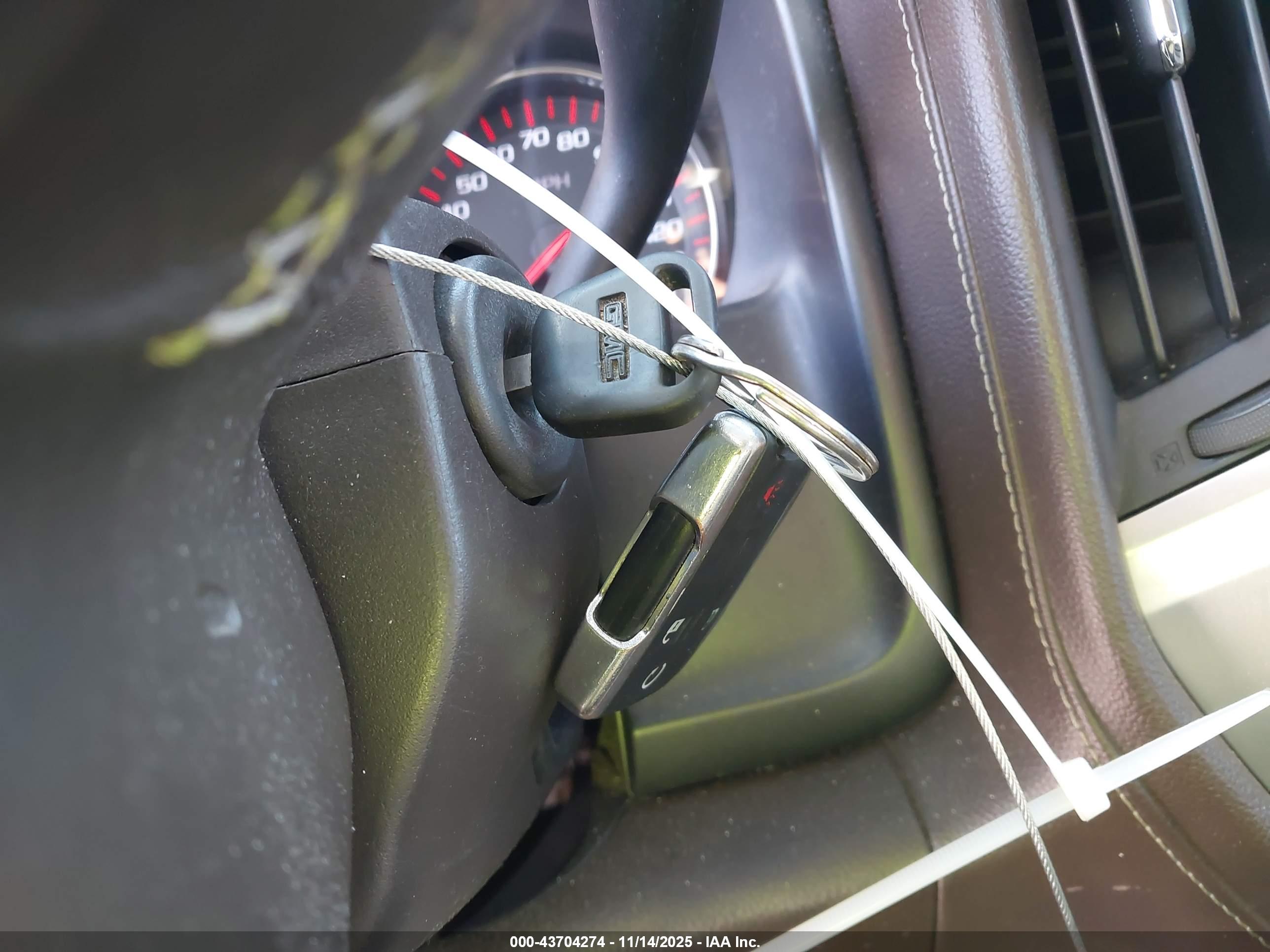 GMC SIERRA image 11