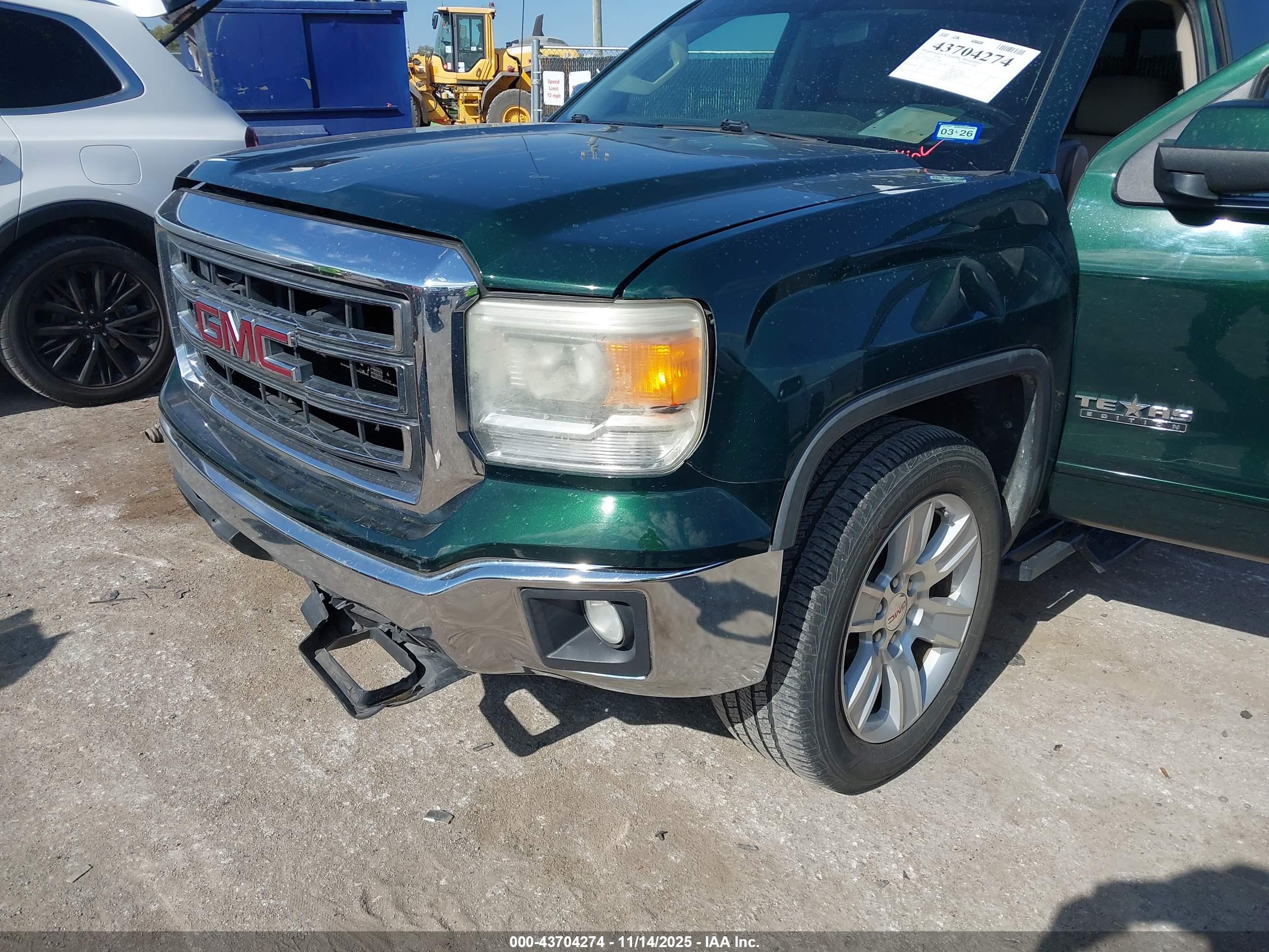 GMC SIERRA image 6