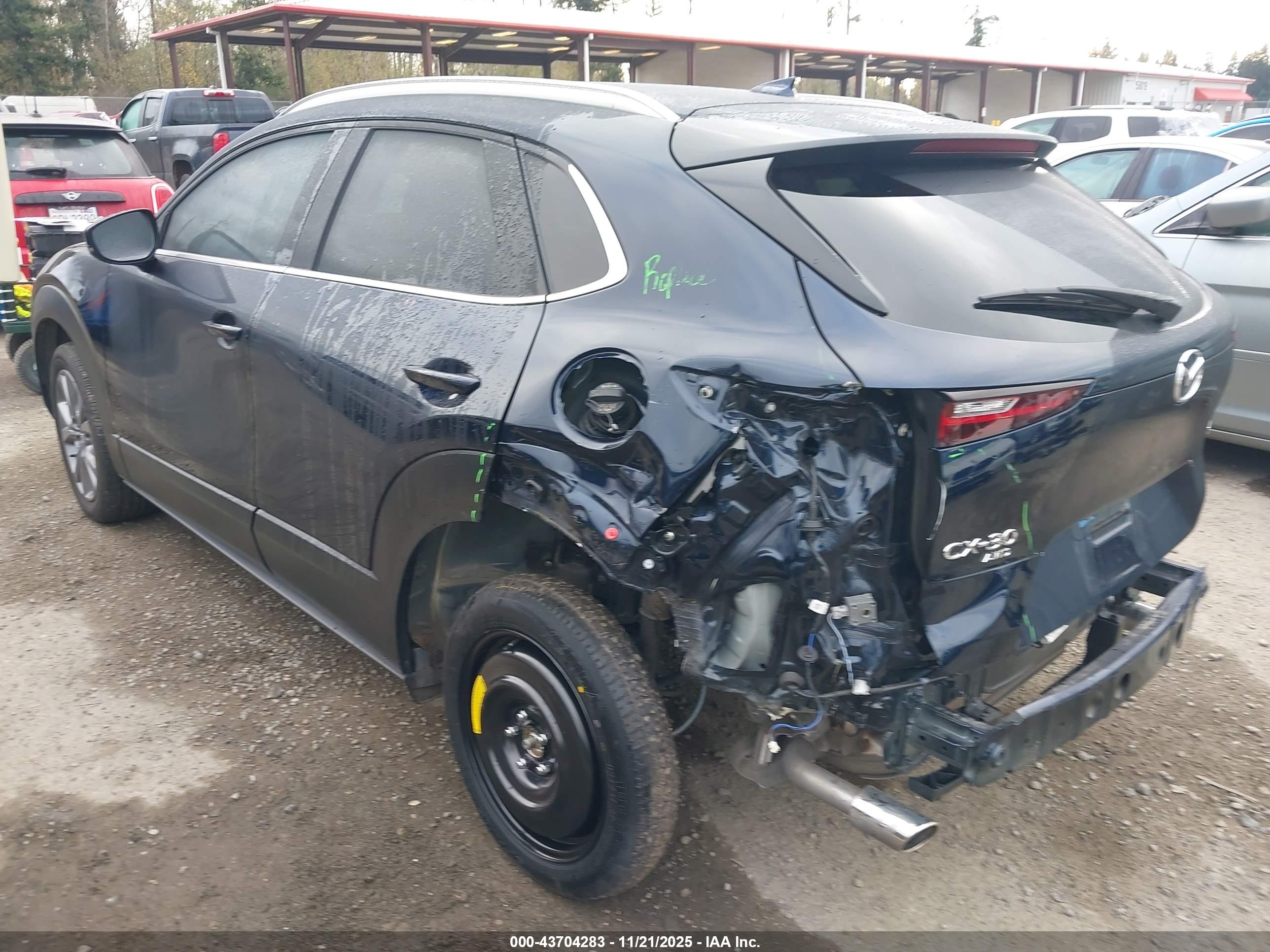 MAZDA CX-30 image 3