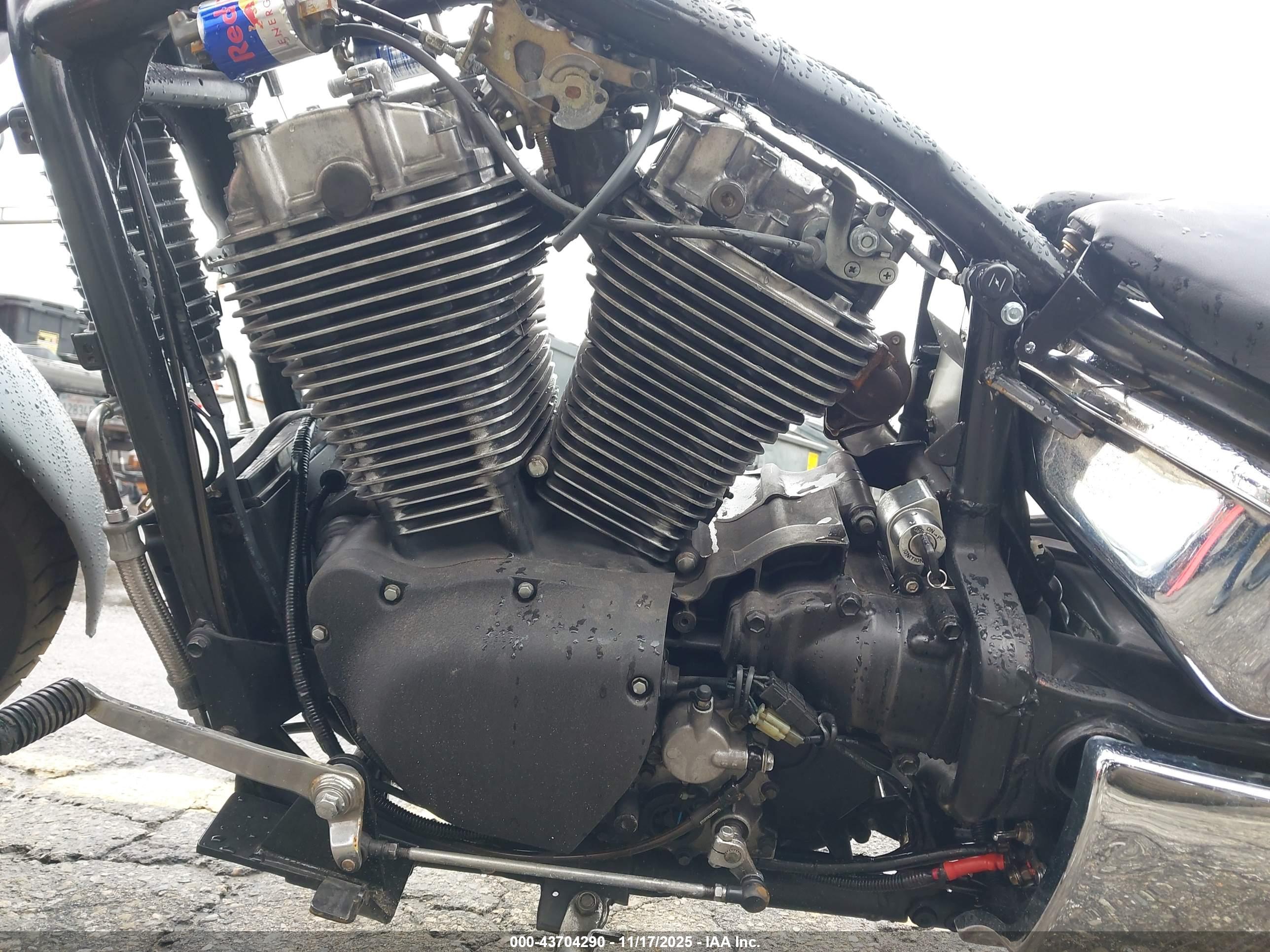 SUZUKI VL1500 image 9