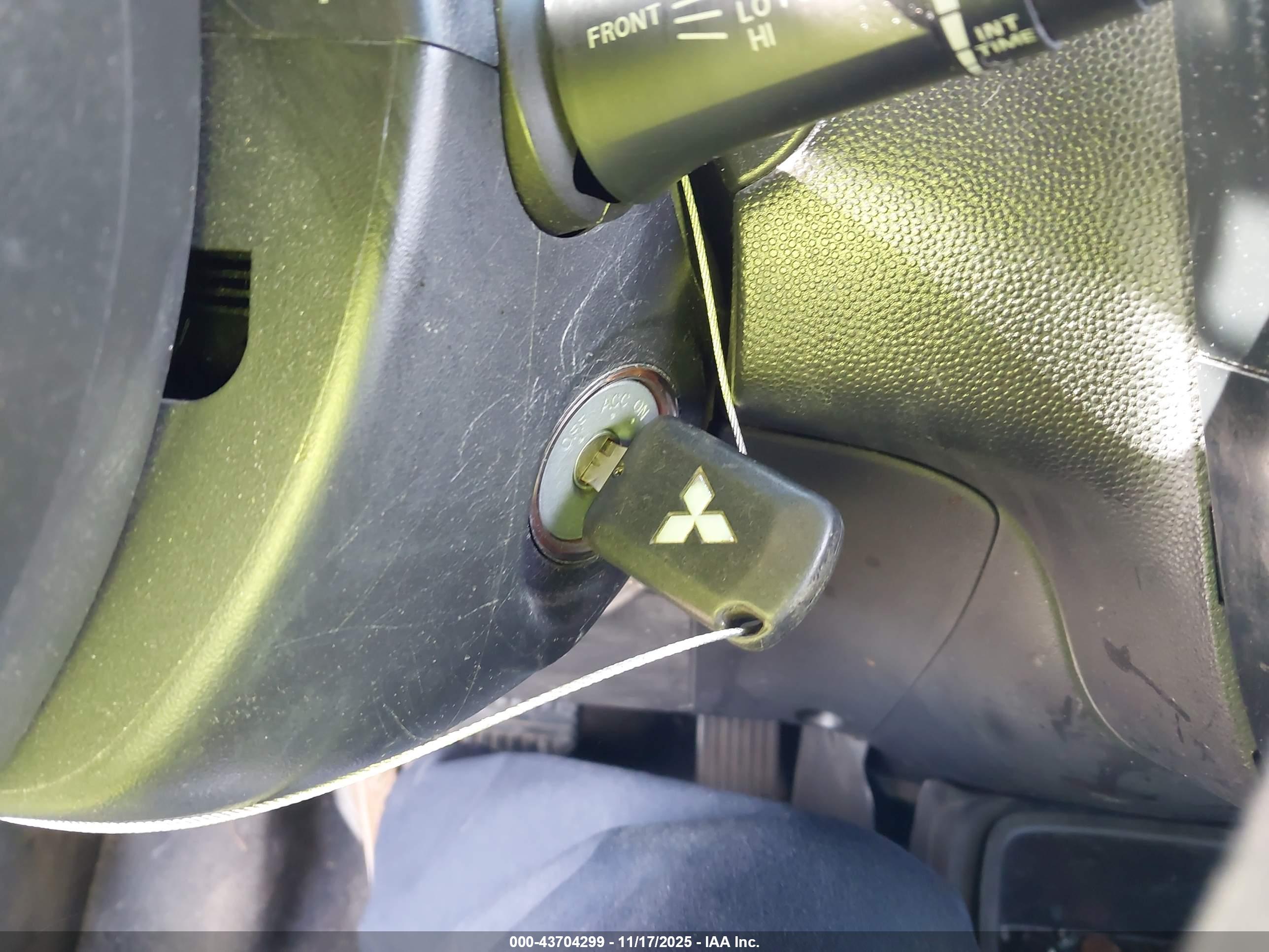 MITSUBISHI MIRAGE image 11