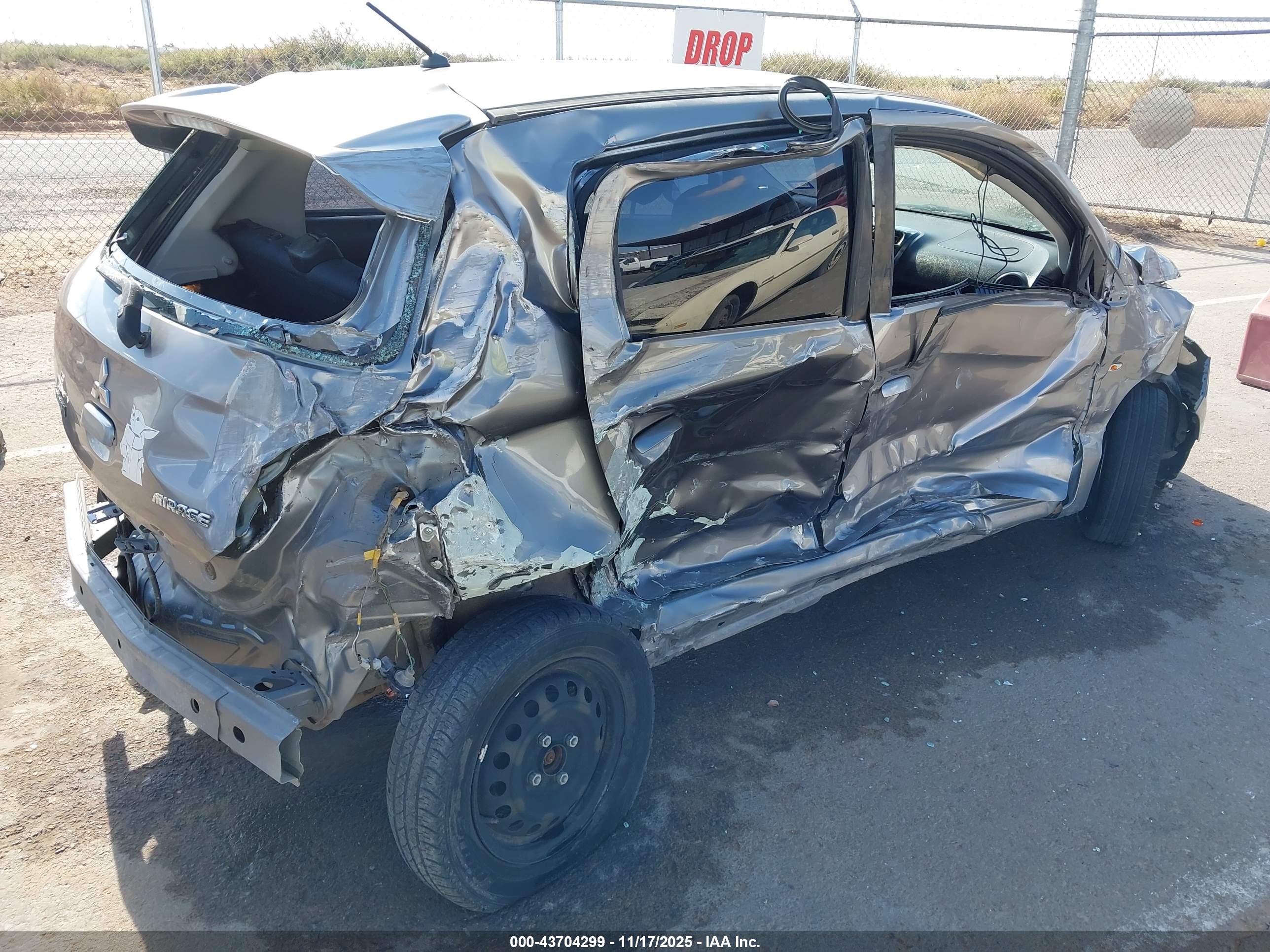 MITSUBISHI MIRAGE image 4