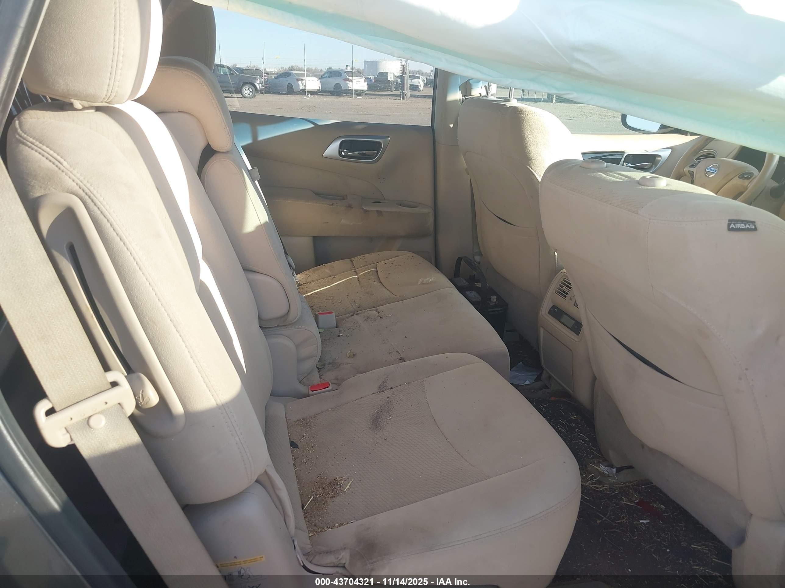 NISSAN PATHFINDER image 8