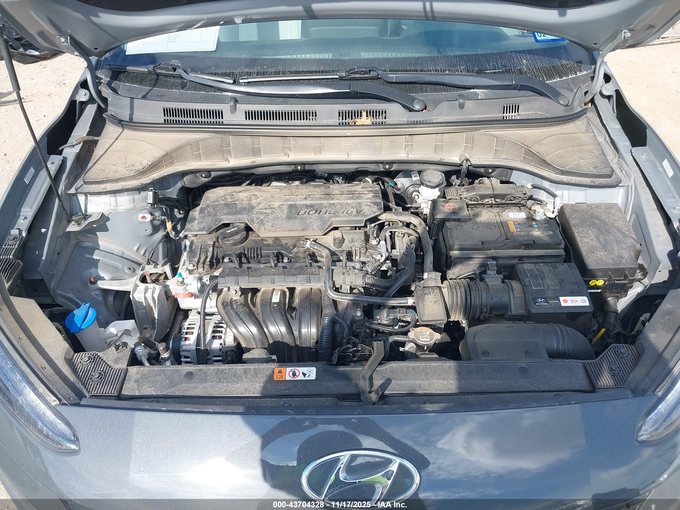 HYUNDAI KONA image 10