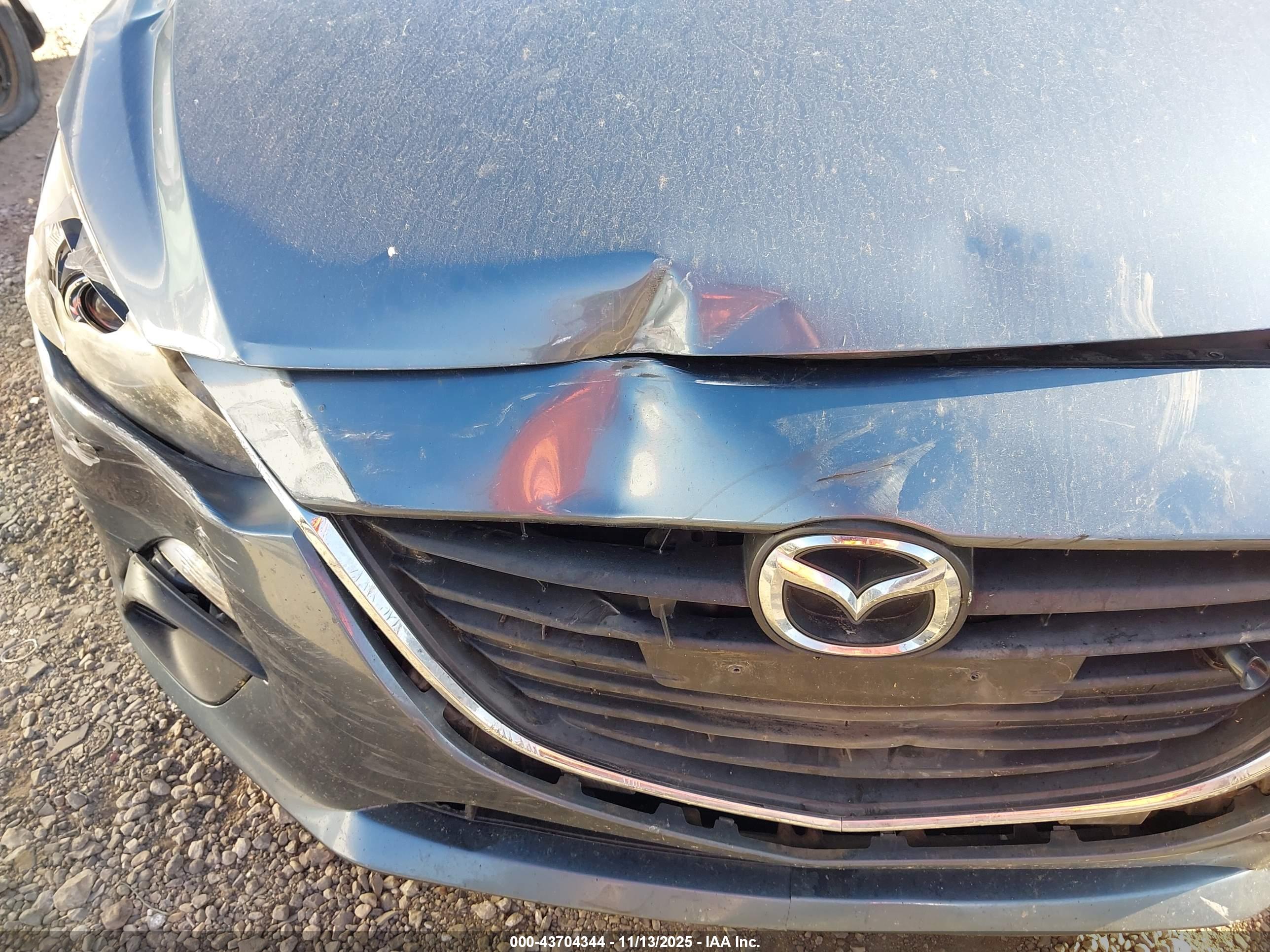 MAZDA MAZDA3 image 6