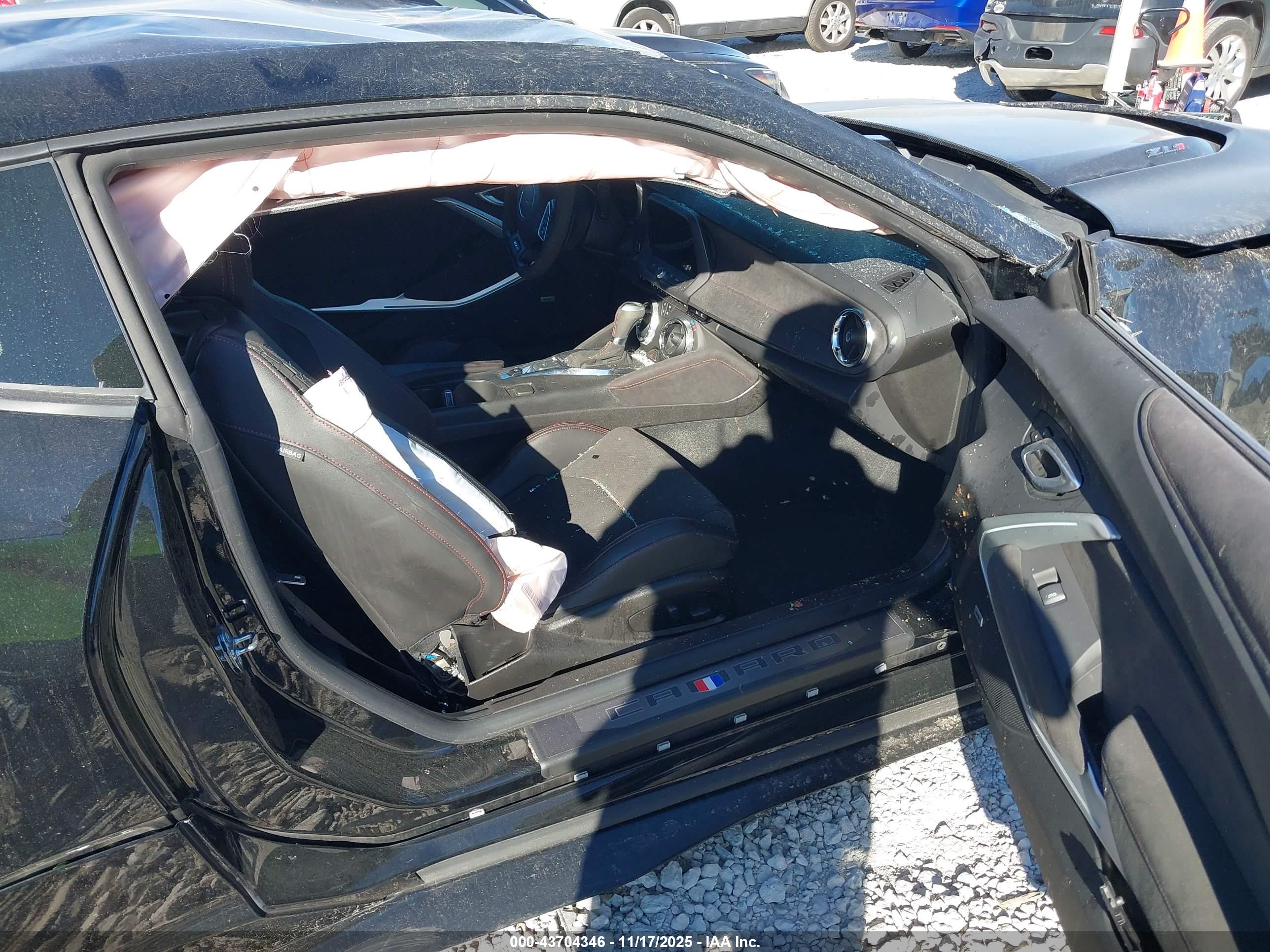 CHEVROLET CAMARO image 5