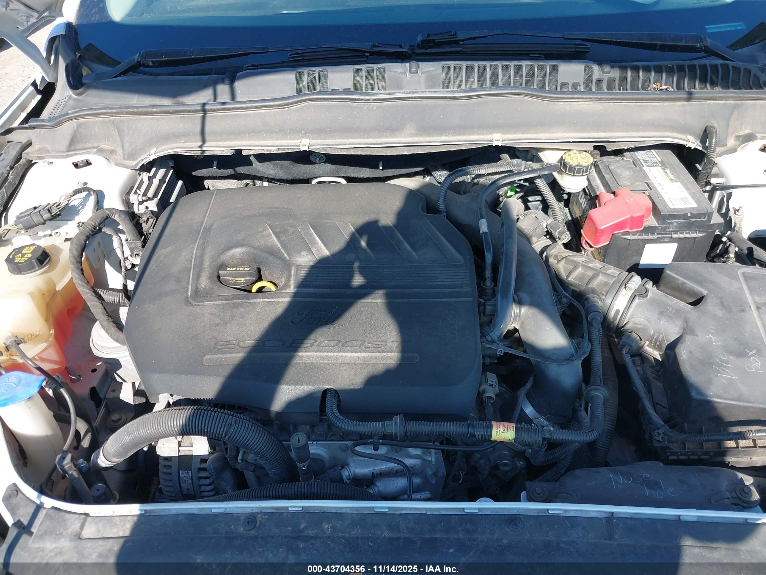 FORD FUSION image 10