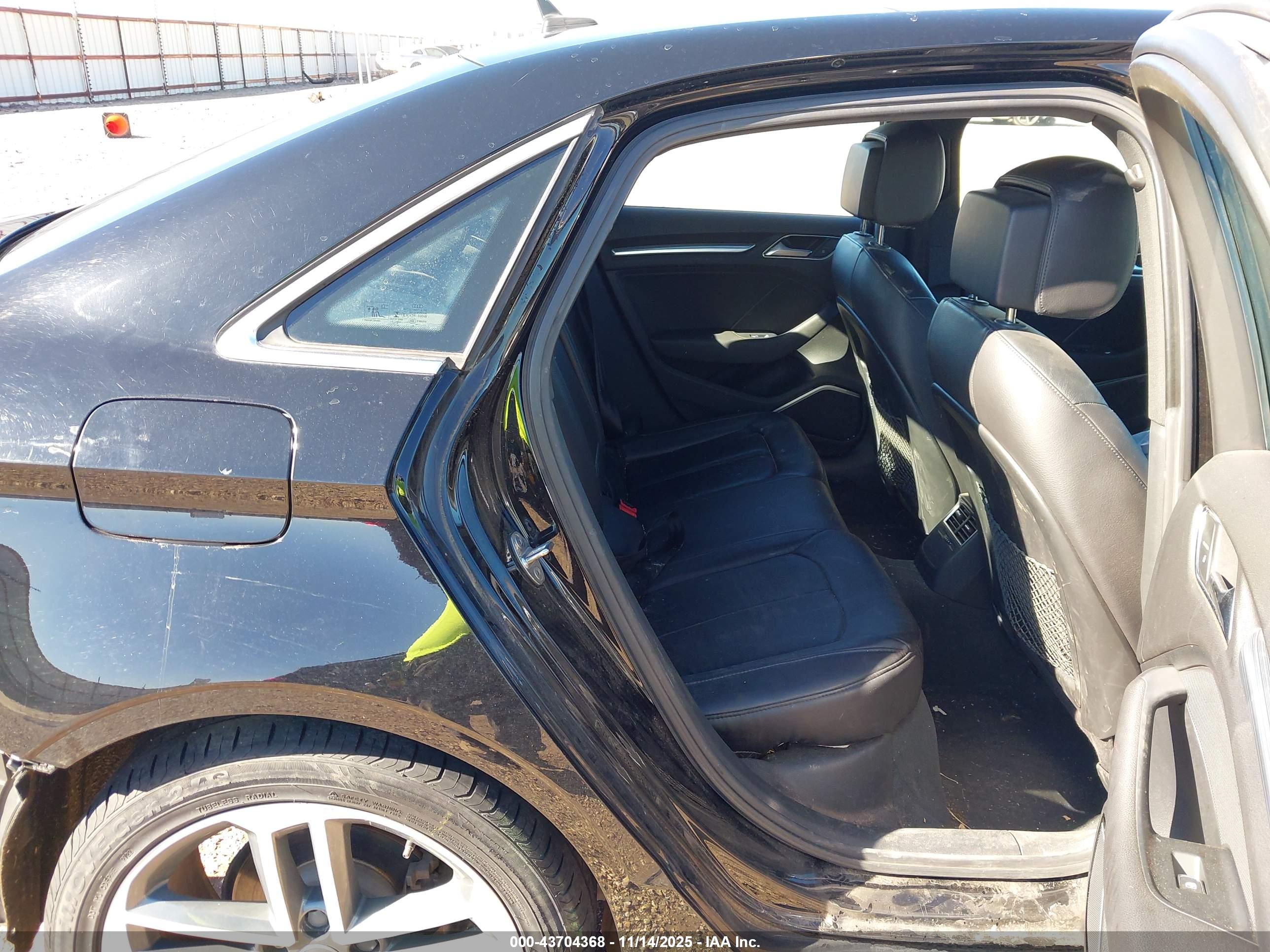 AUDI A3 image 8