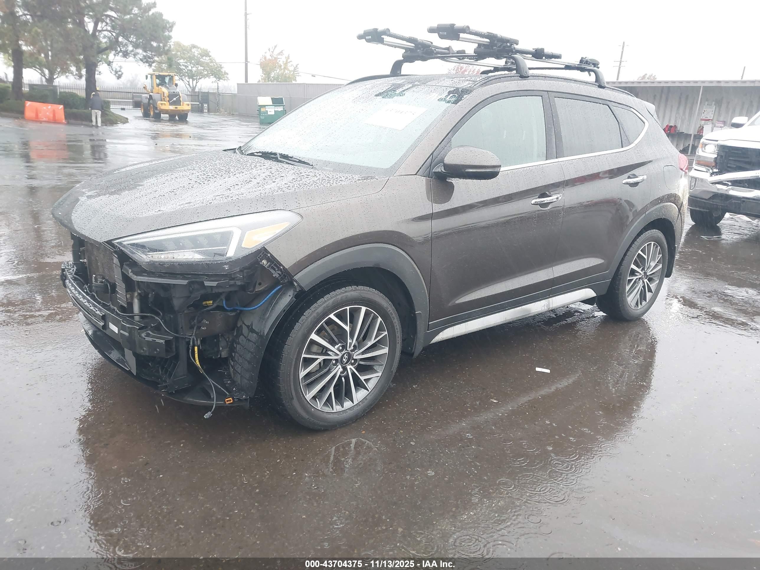 HYUNDAI TUCSON image 2
