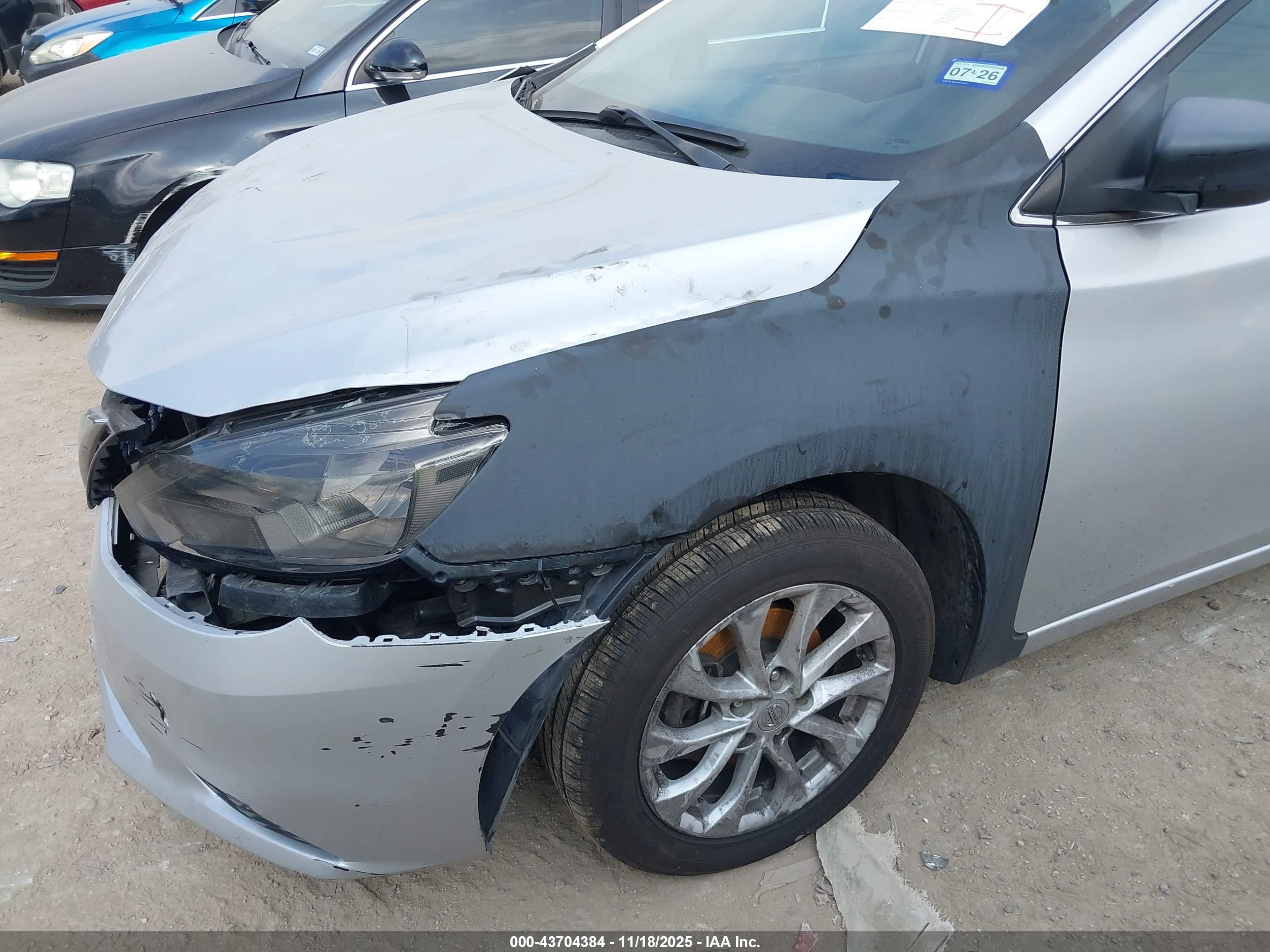 NISSAN SENTRA image 6