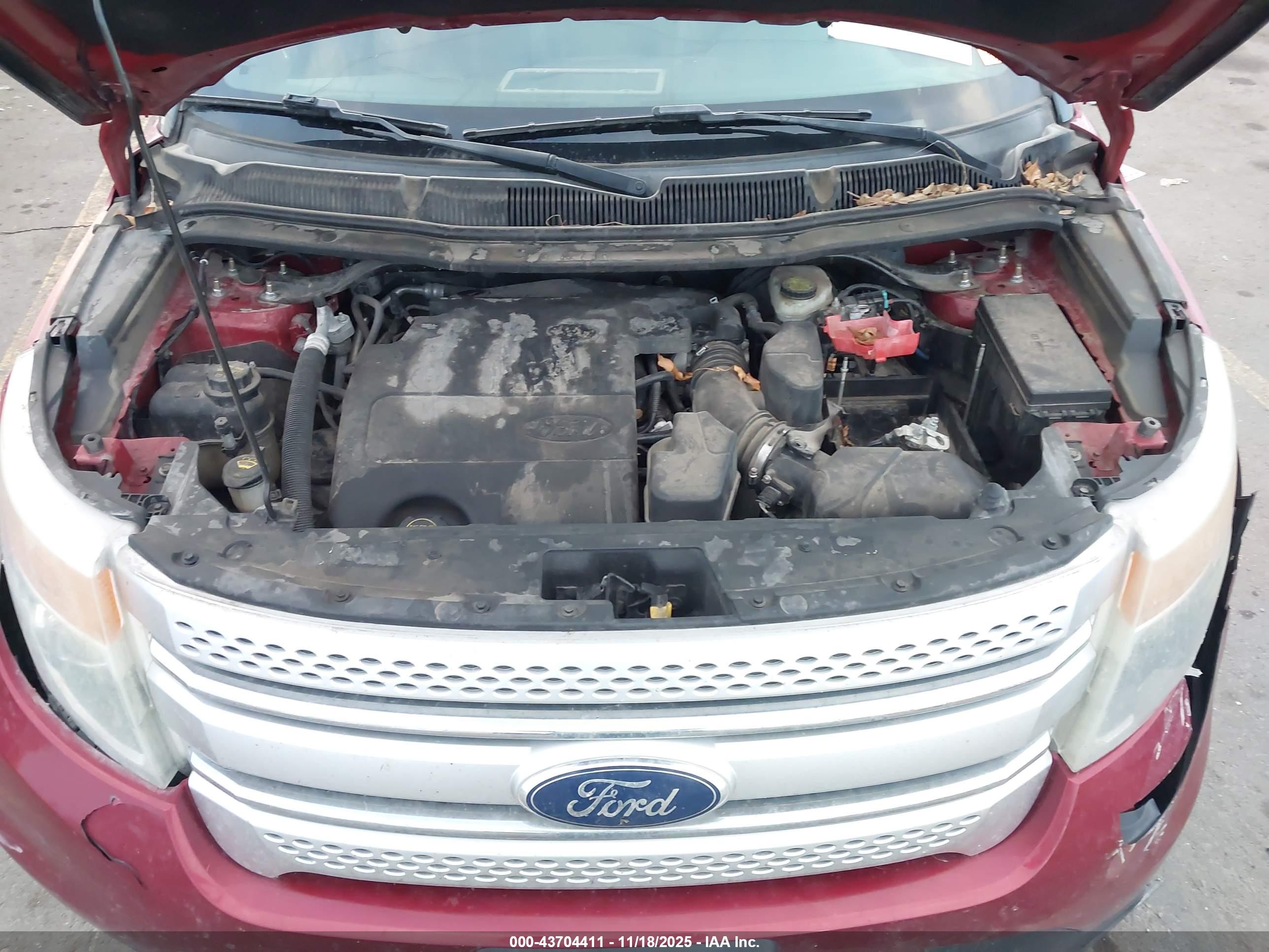 FORD EXPLORER image 10