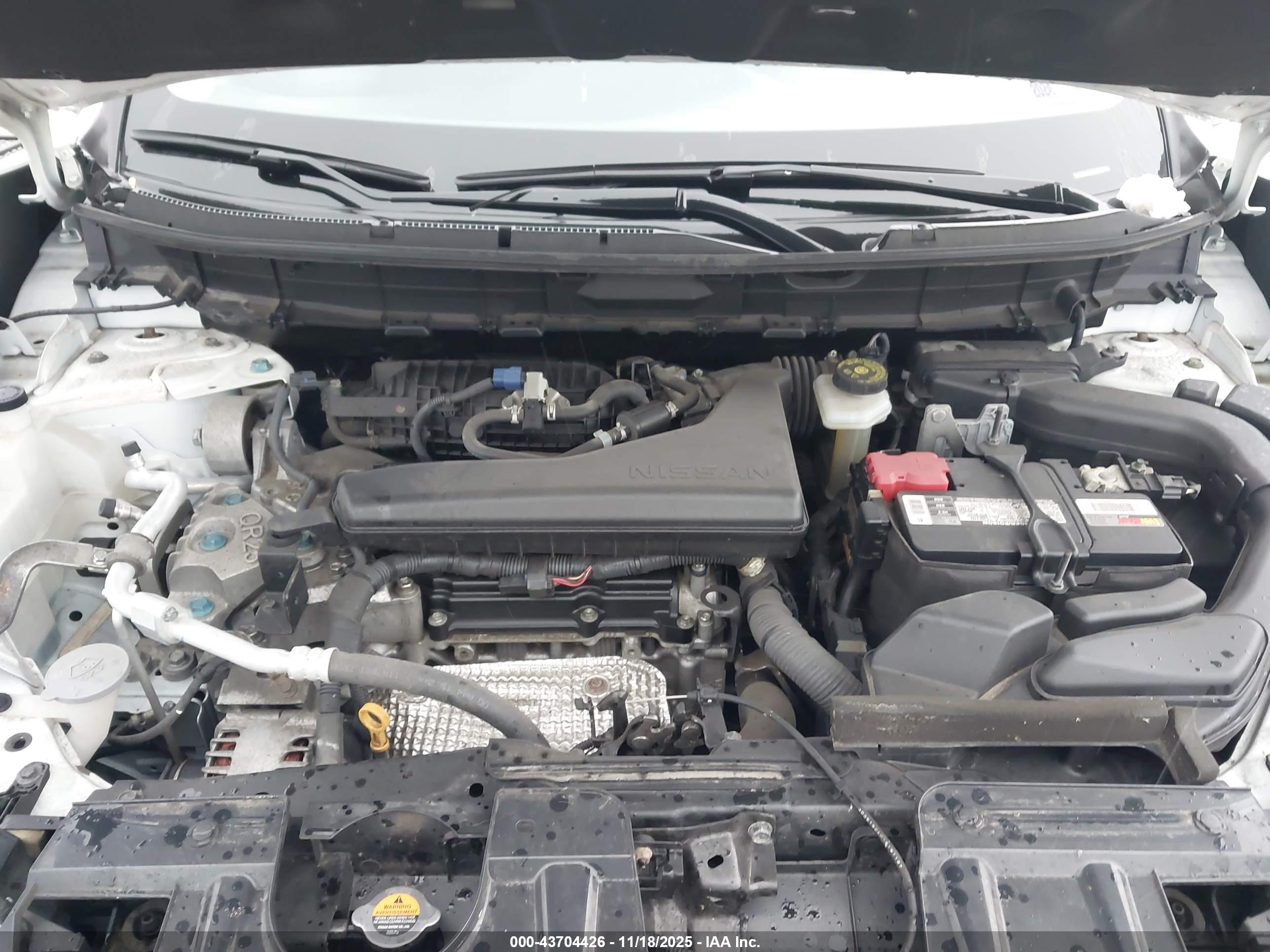 NISSAN ROGUE image 10