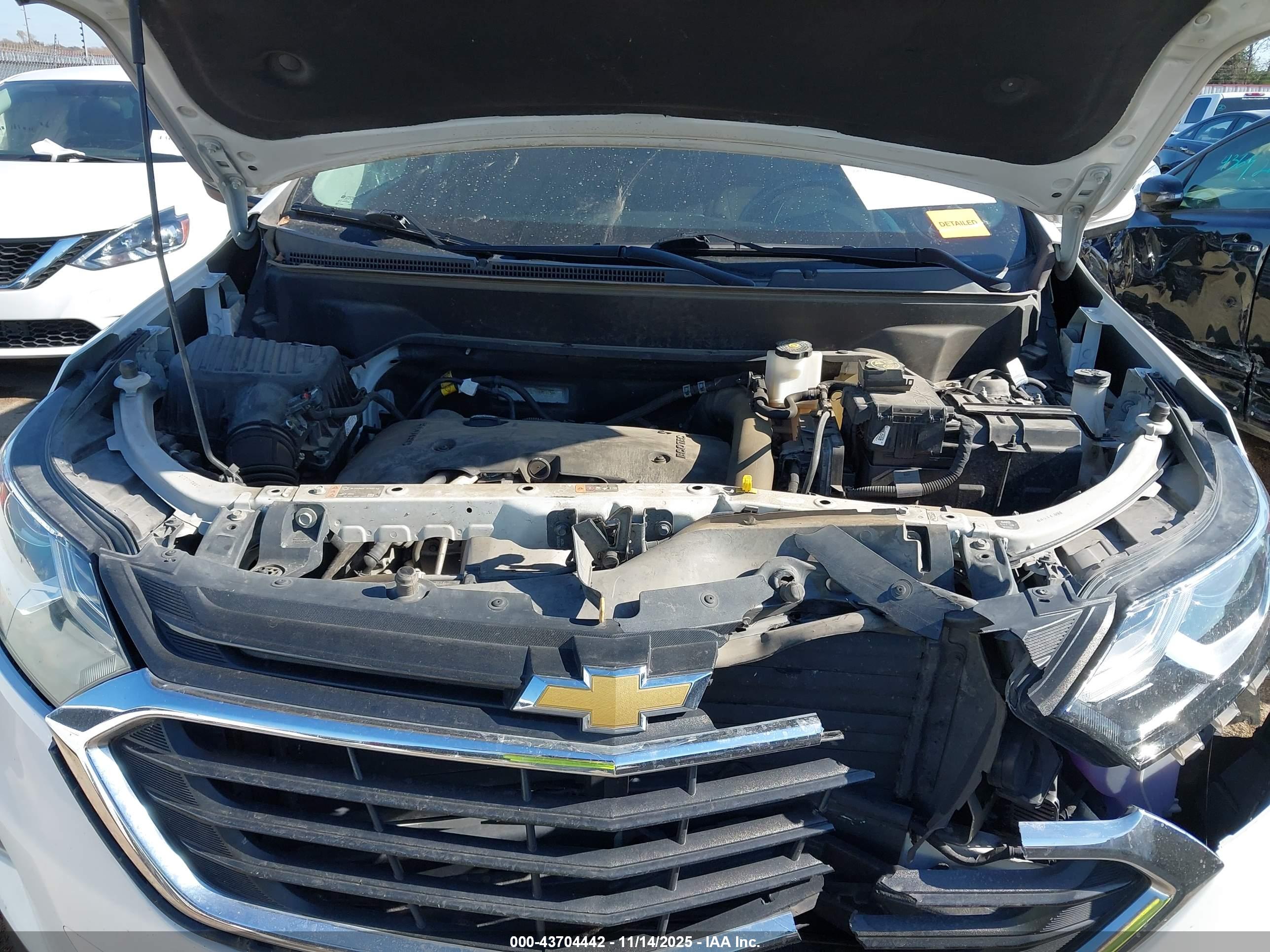 CHEVROLET EQUINOX image 10