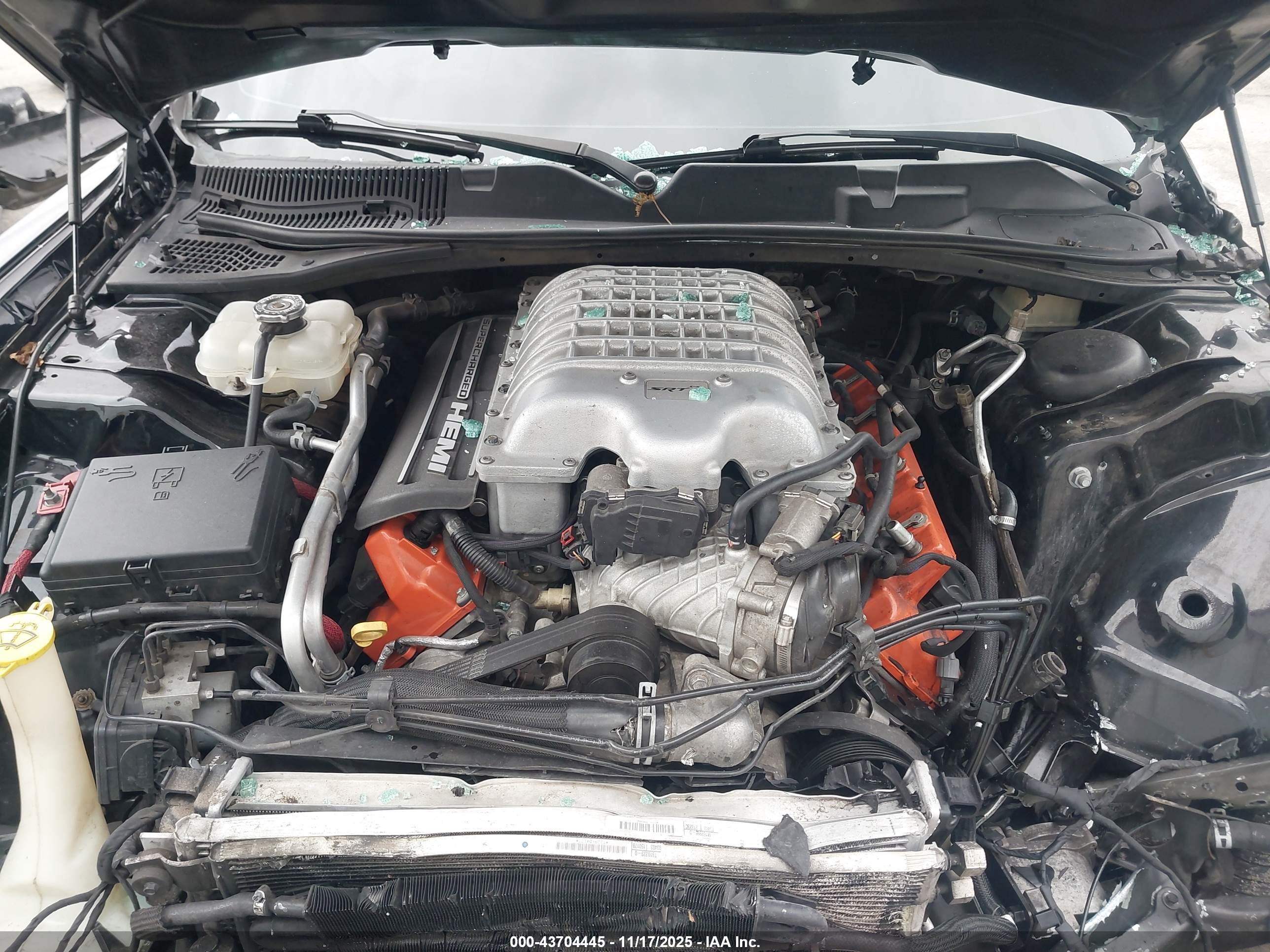 DODGE CHALLENGER image 10