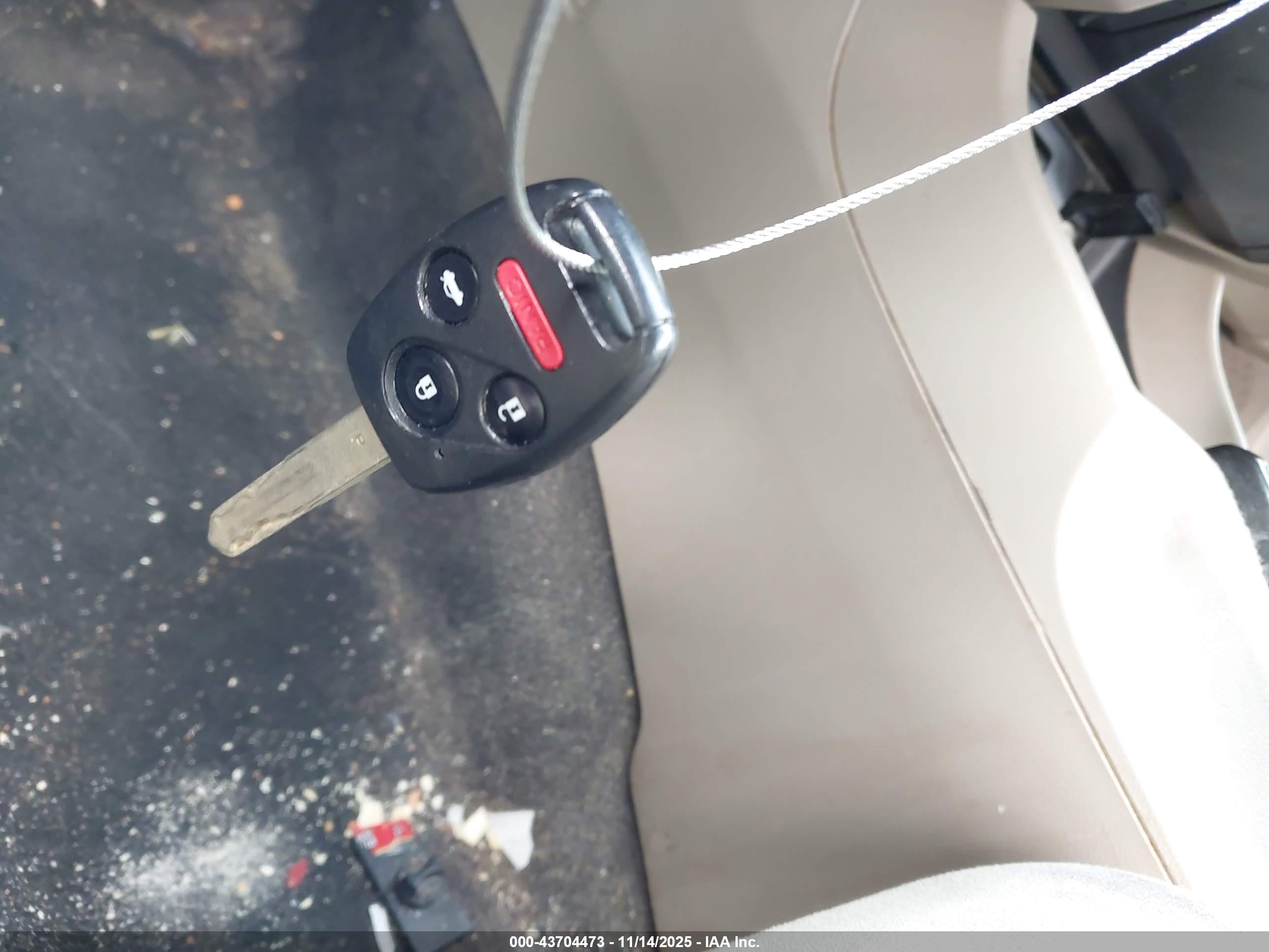HONDA CIVIC image 11