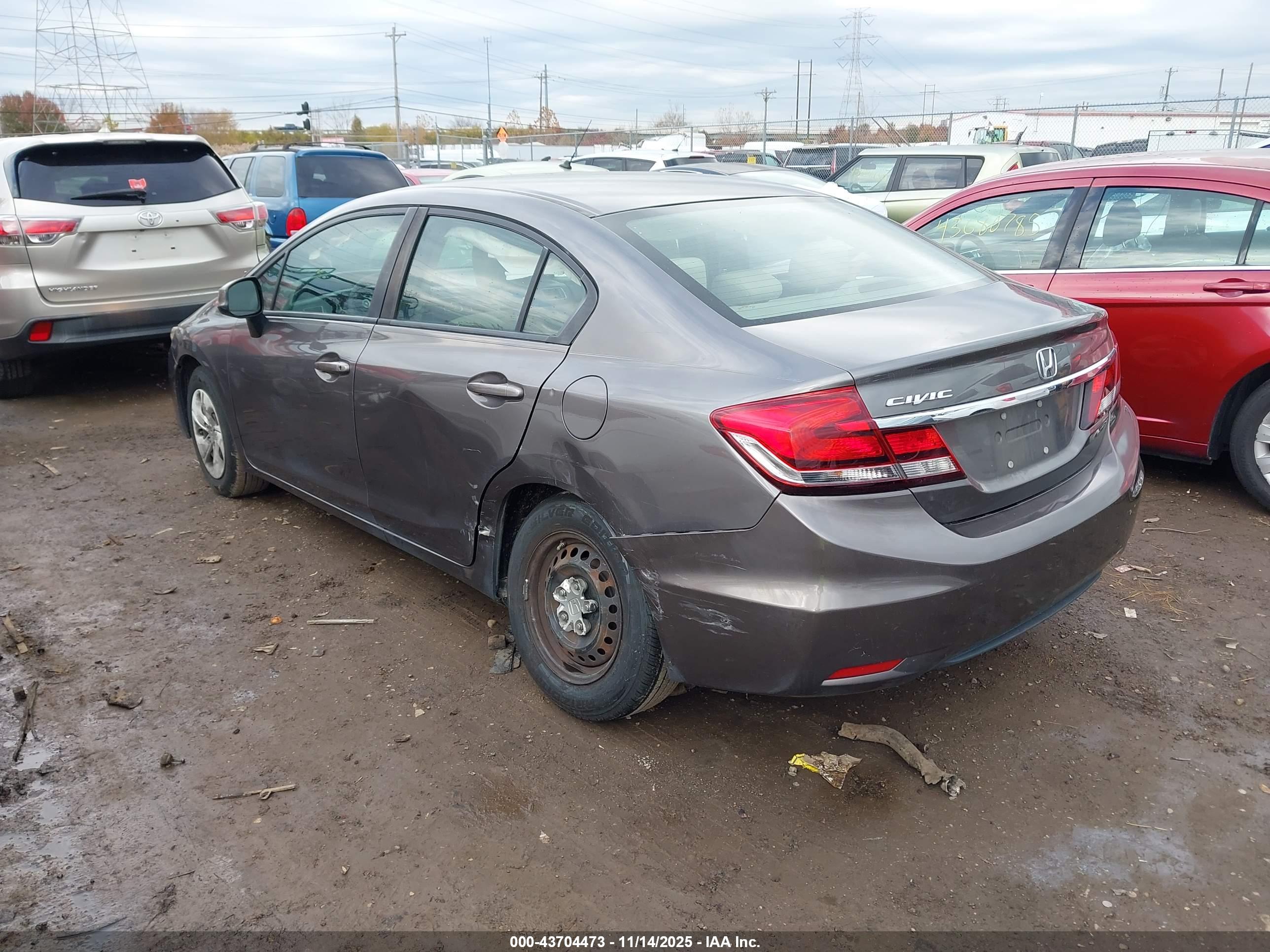 HONDA CIVIC image 3