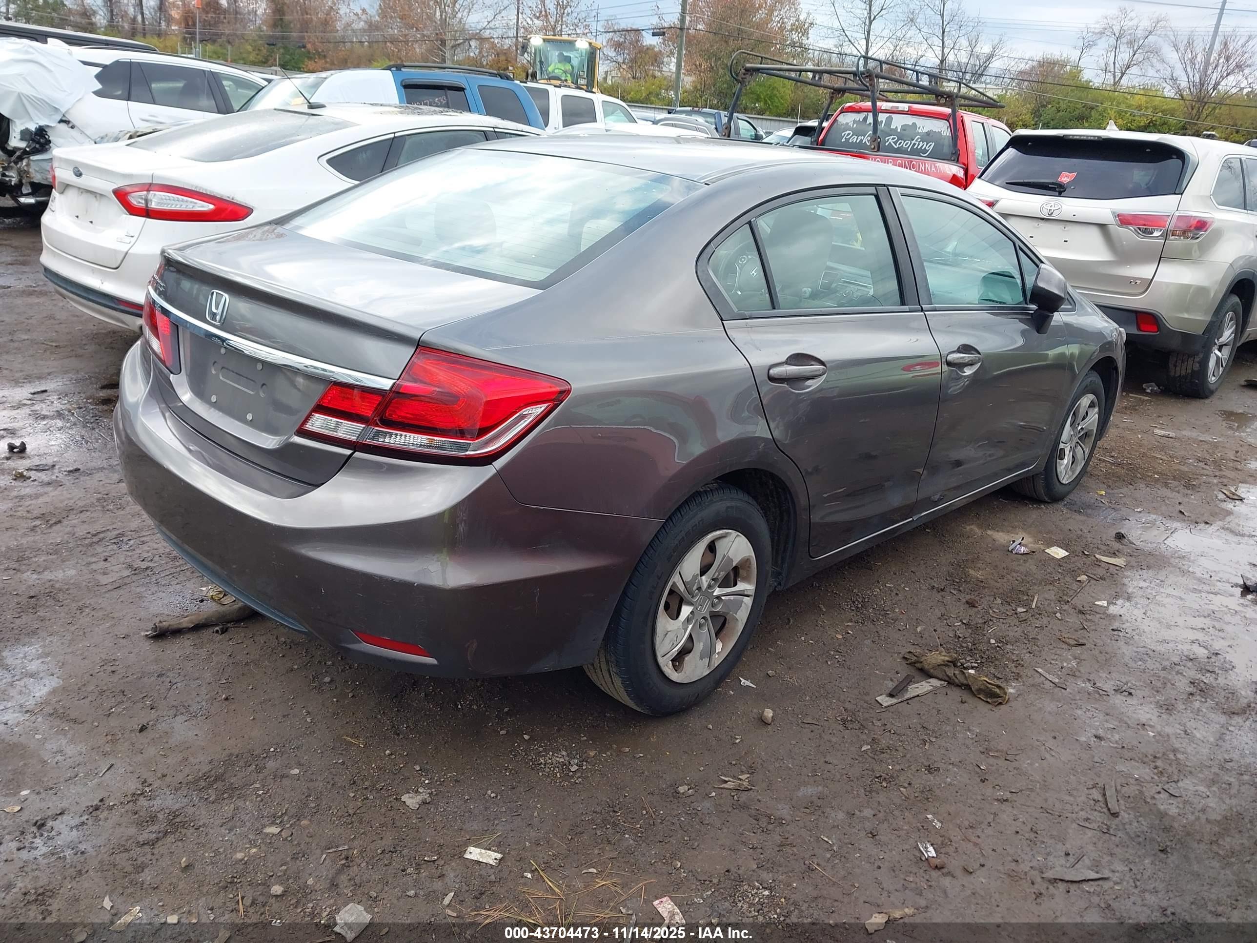 HONDA CIVIC image 4