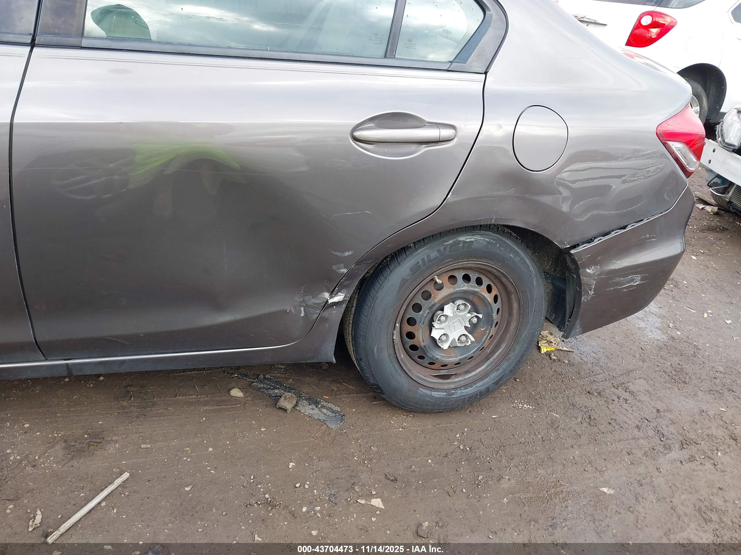HONDA CIVIC image 6
