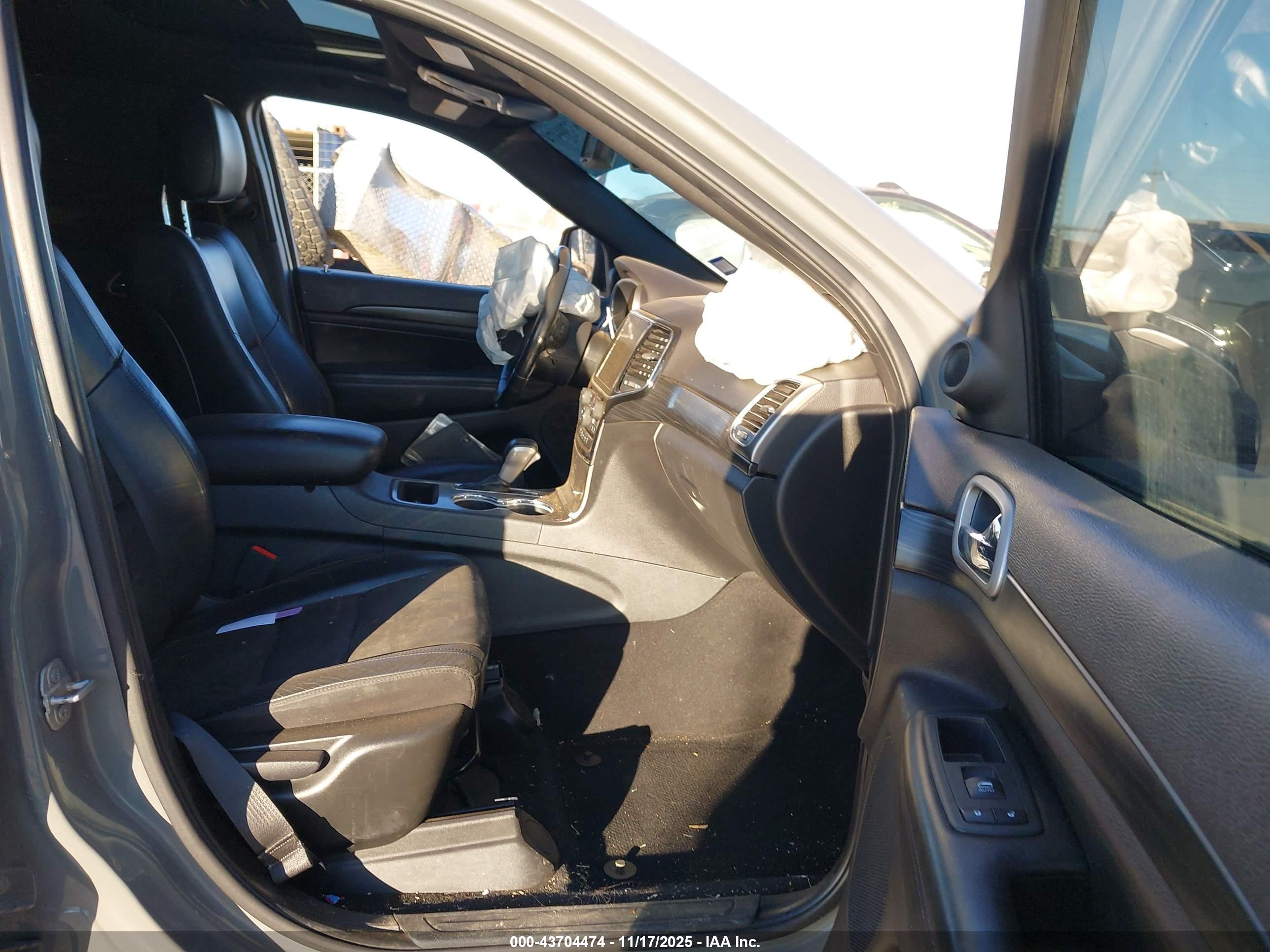 JEEP GRAND image 5