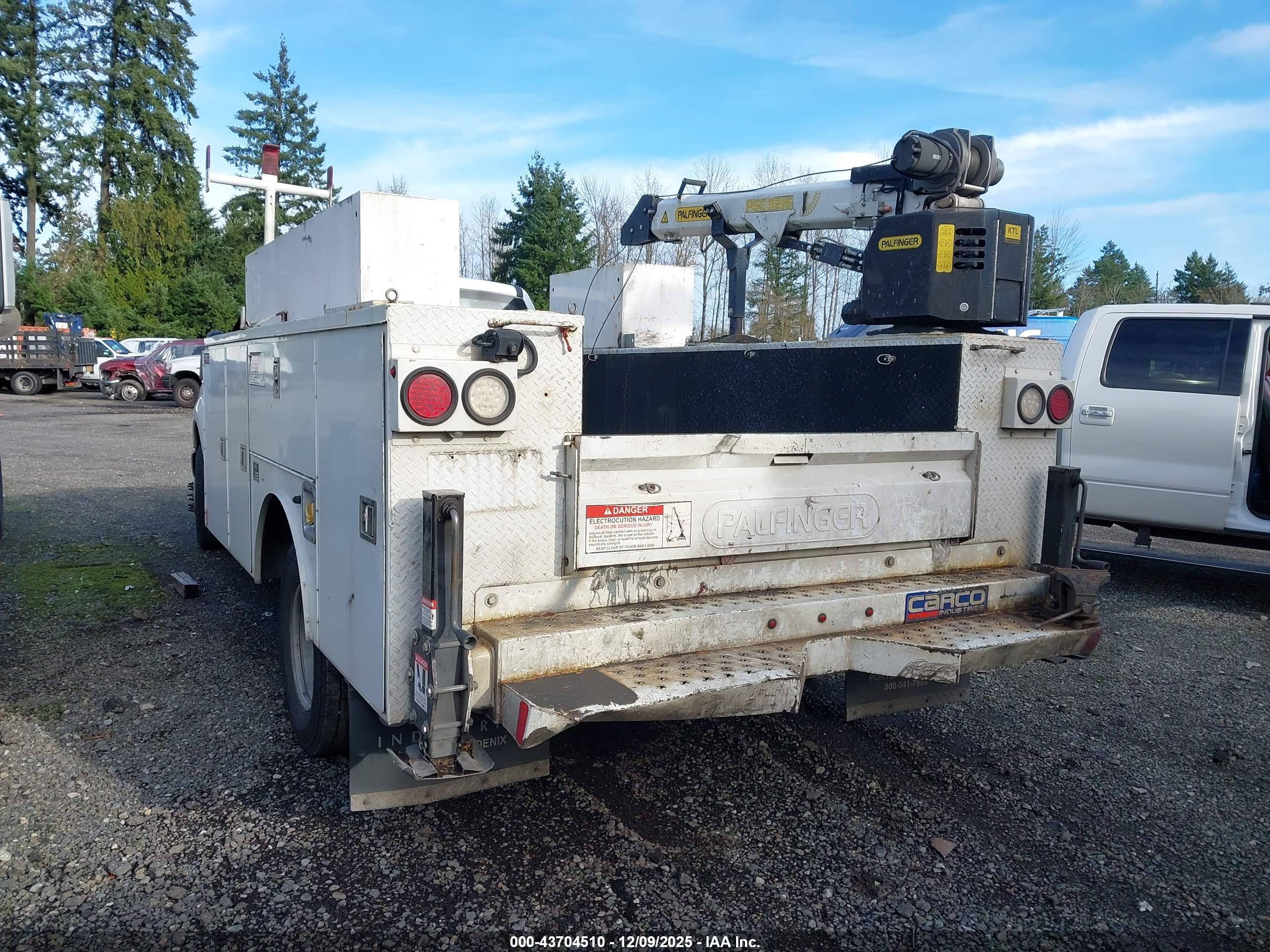 FORD F-350 image 3