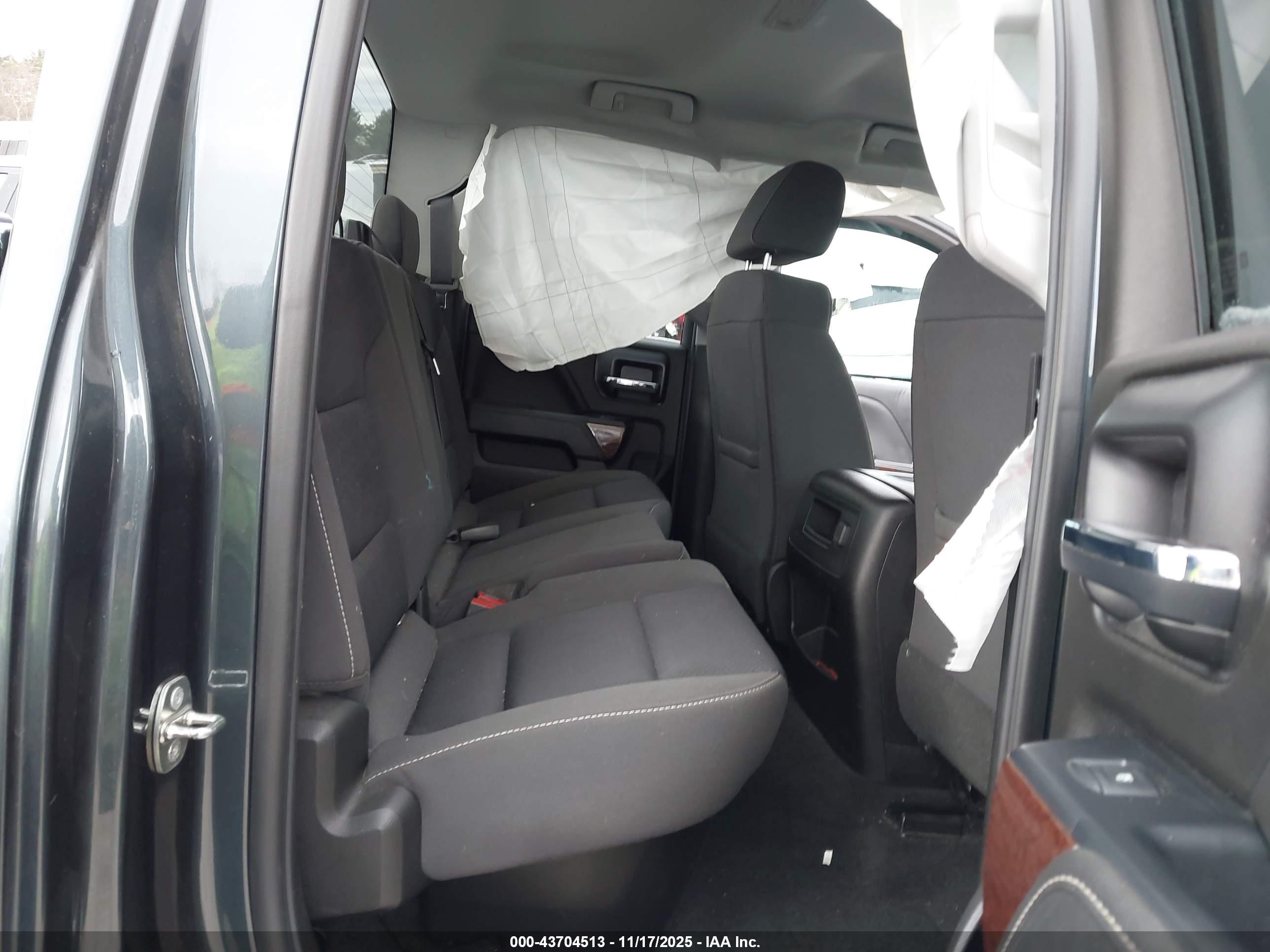 GMC SIERRA image 8