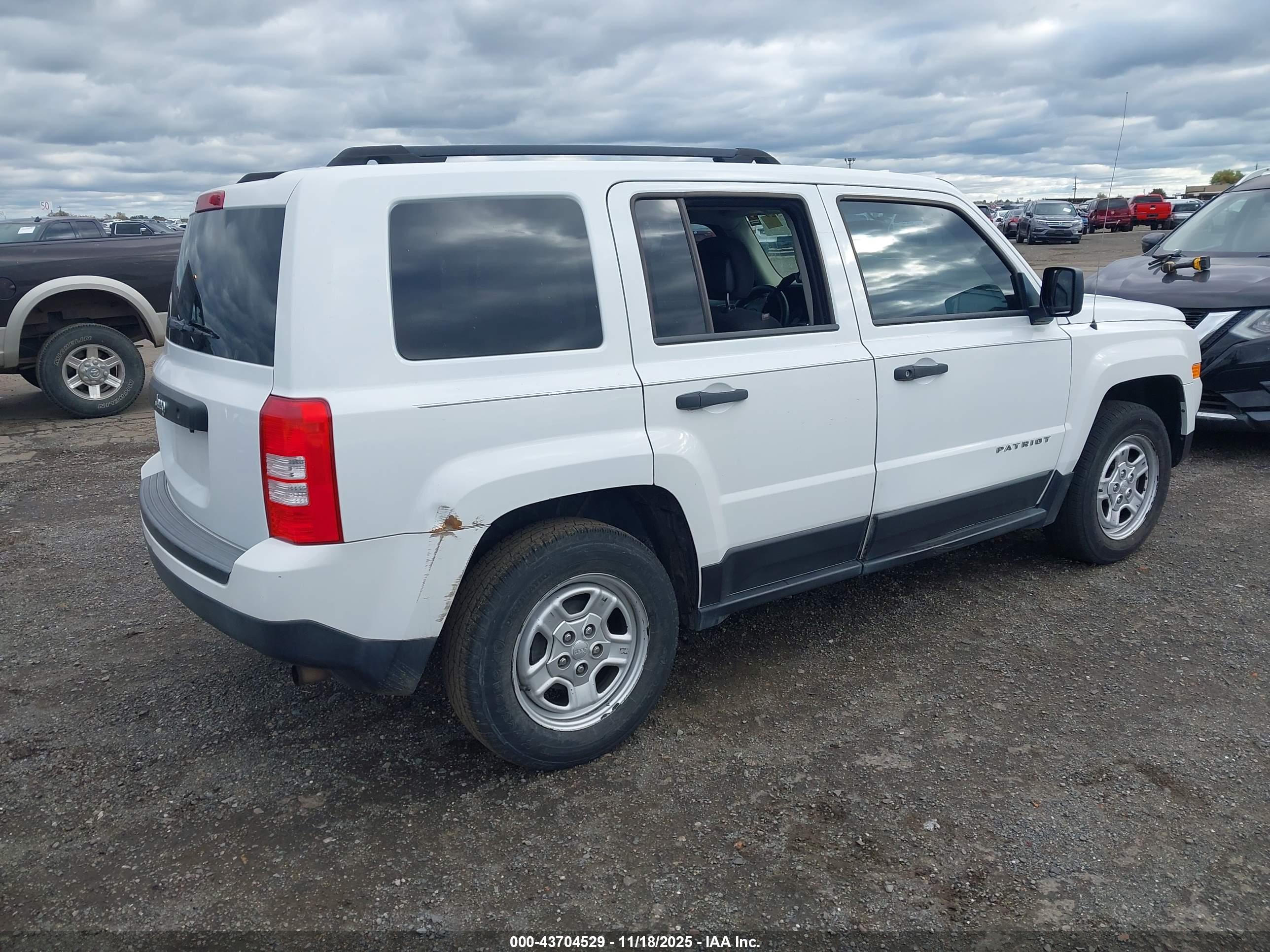 JEEP PATRIOT image 4