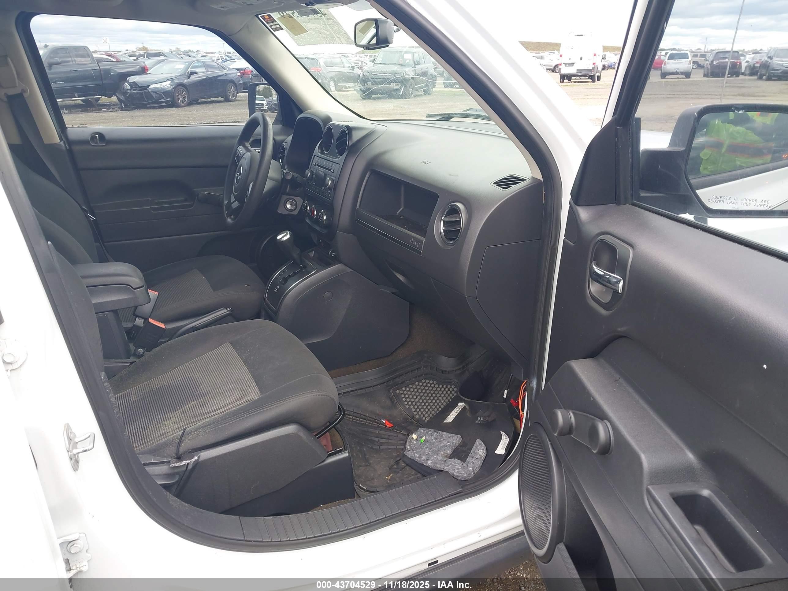 JEEP PATRIOT image 5