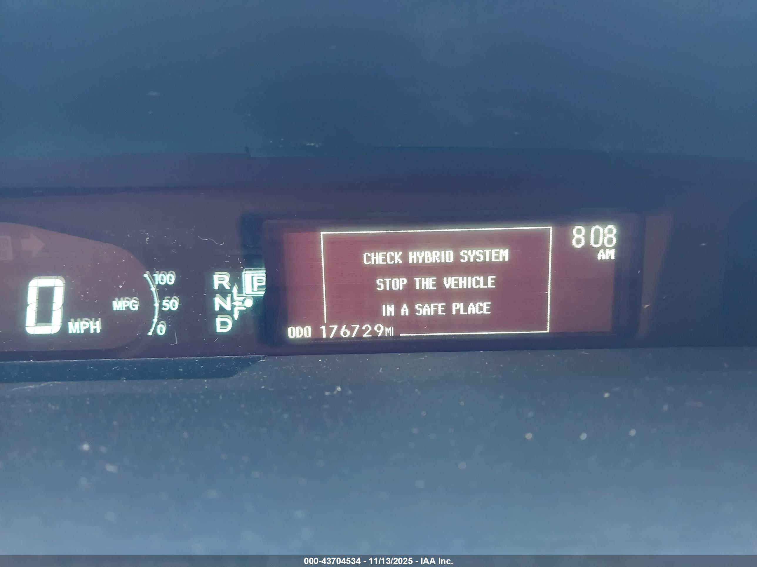 TOYOTA PRIUS image 7