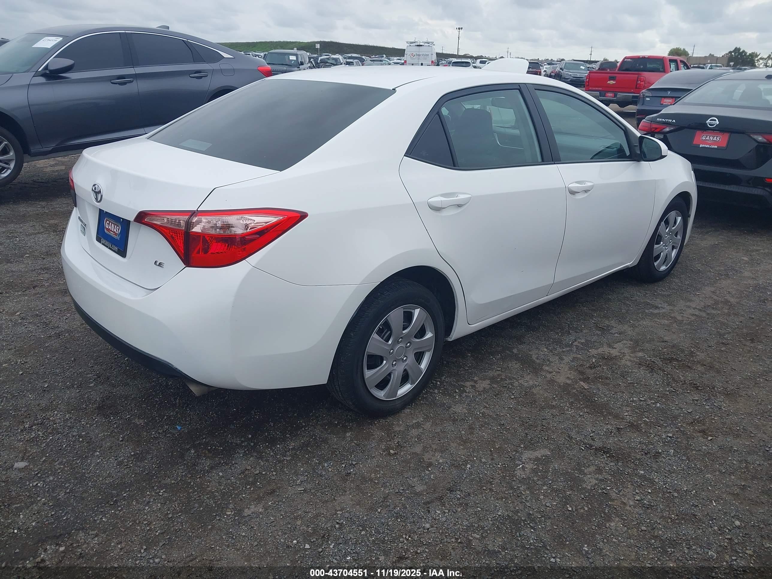 TOYOTA COROLLA image 4