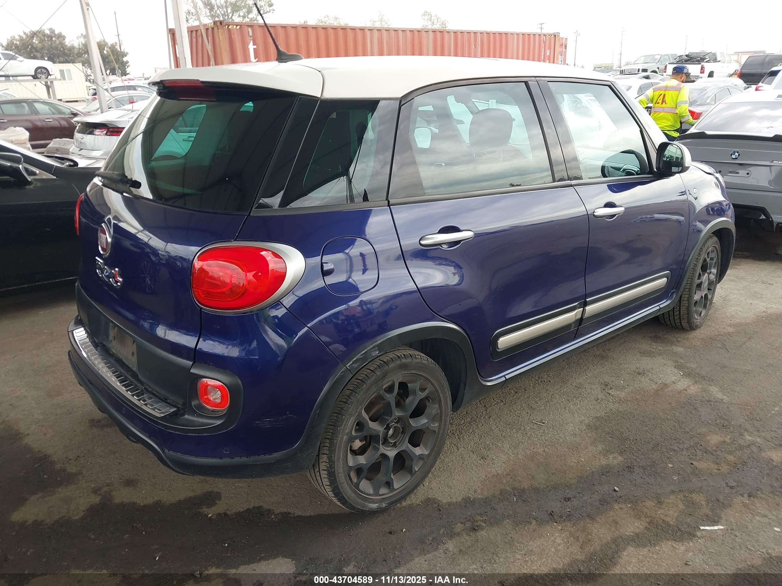 FIAT 500L image 4