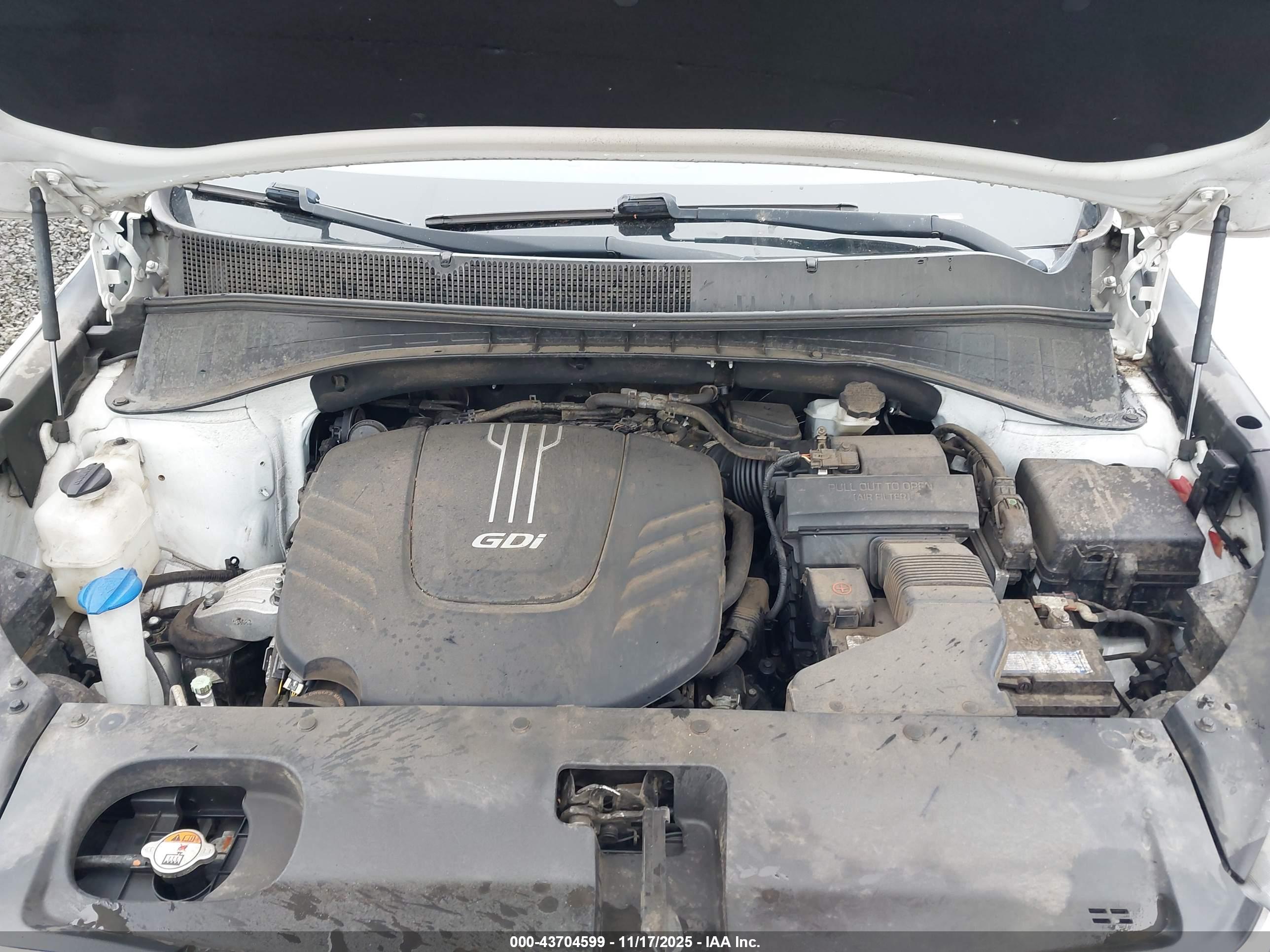 KIA SORENTO image 10