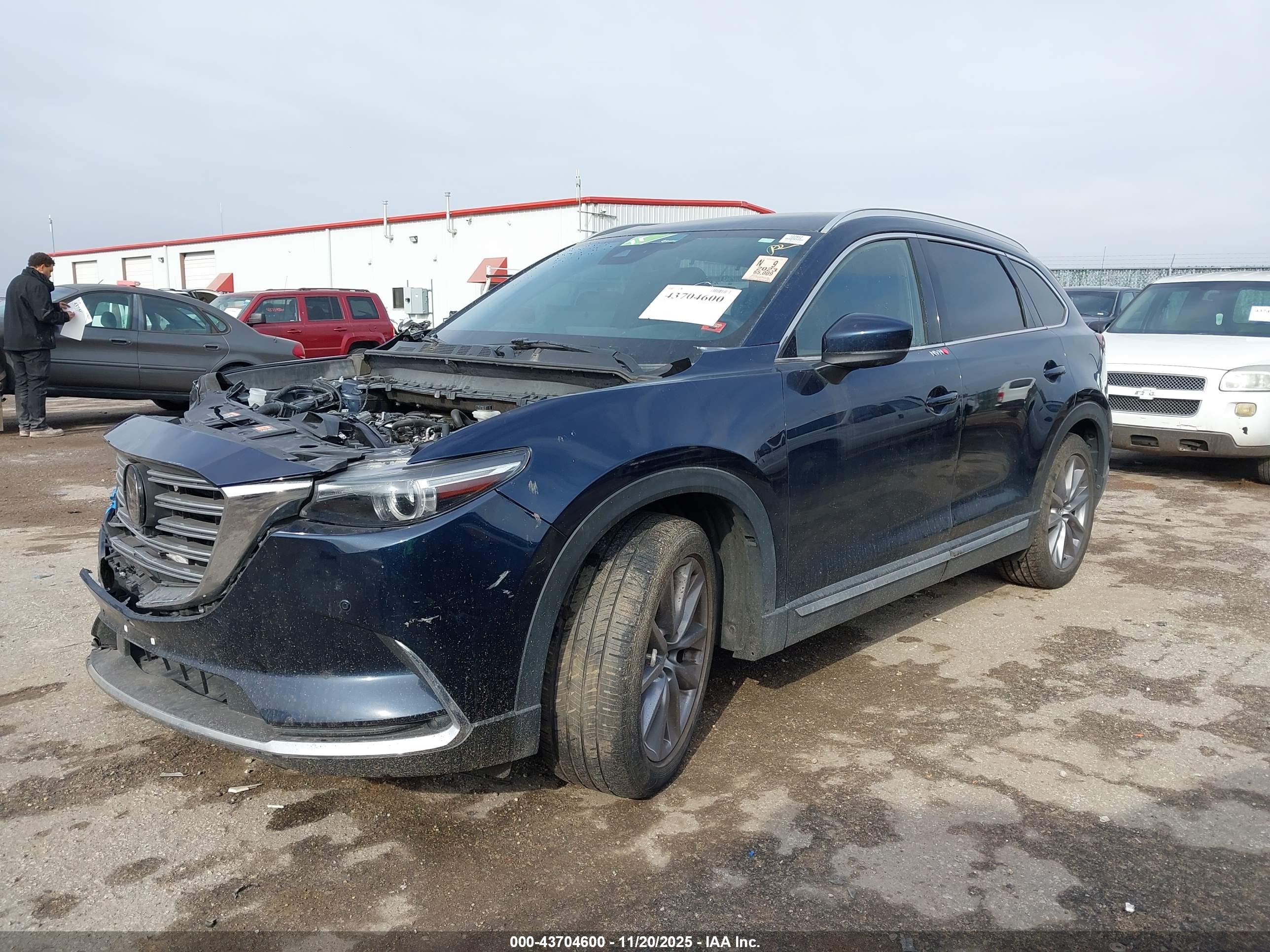 MAZDA CX-9 image 2