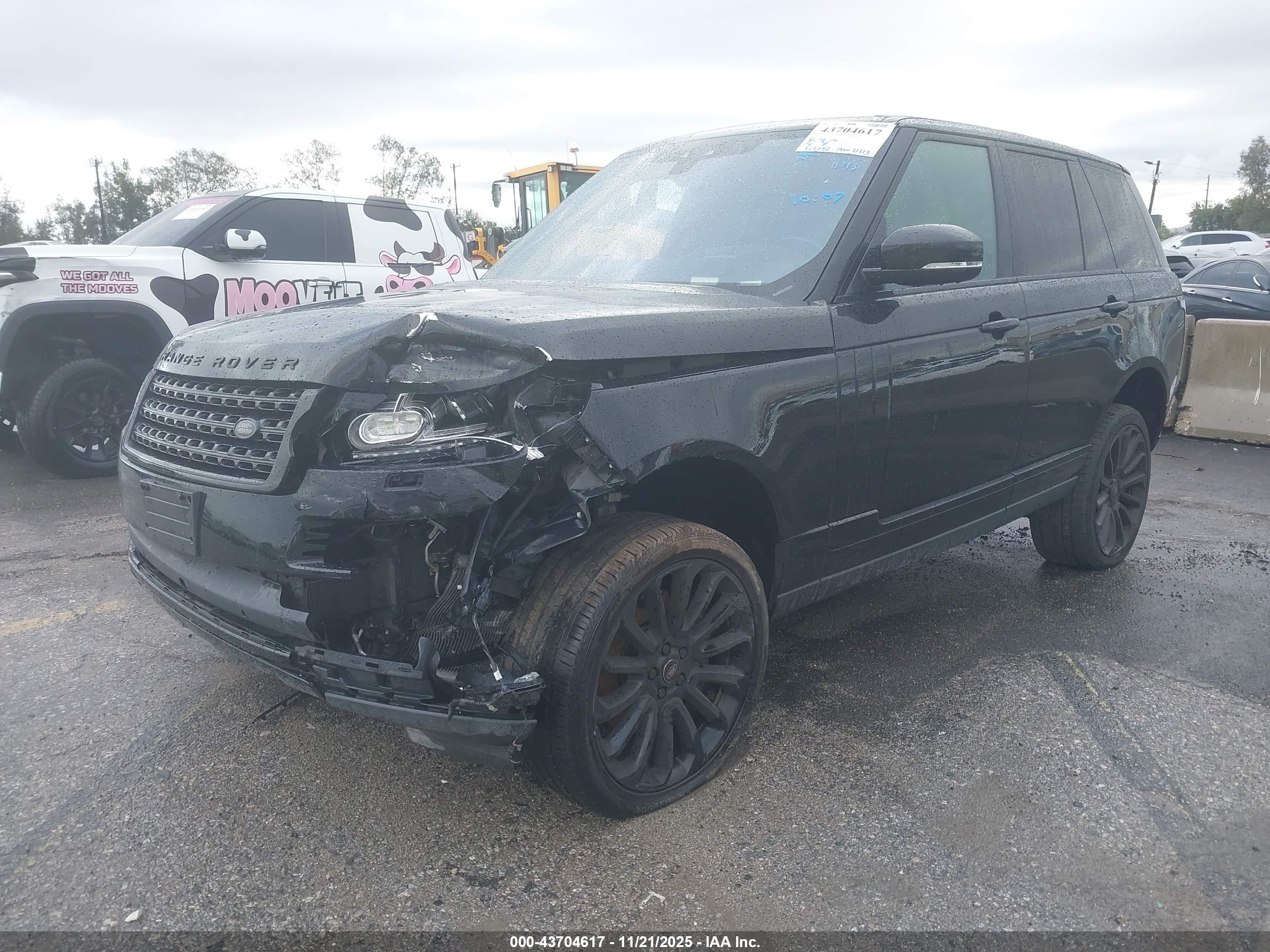 LAND ROVER image 2