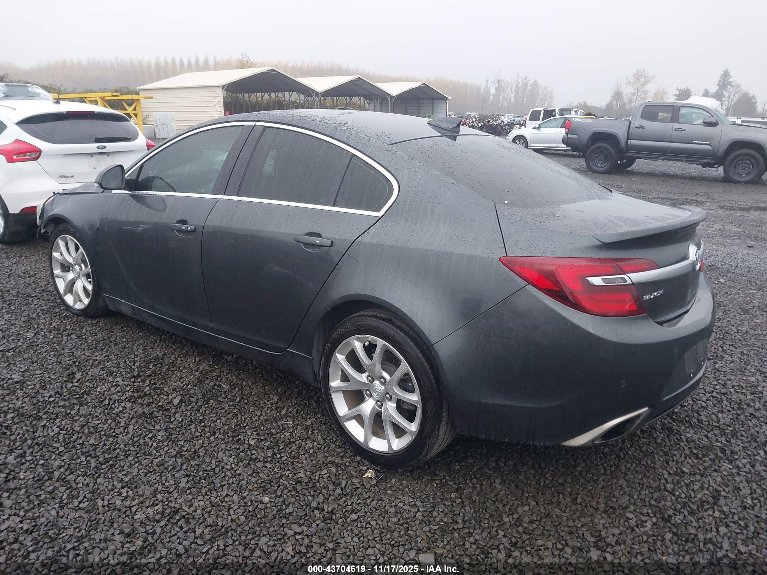 BUICK REGAL image 3