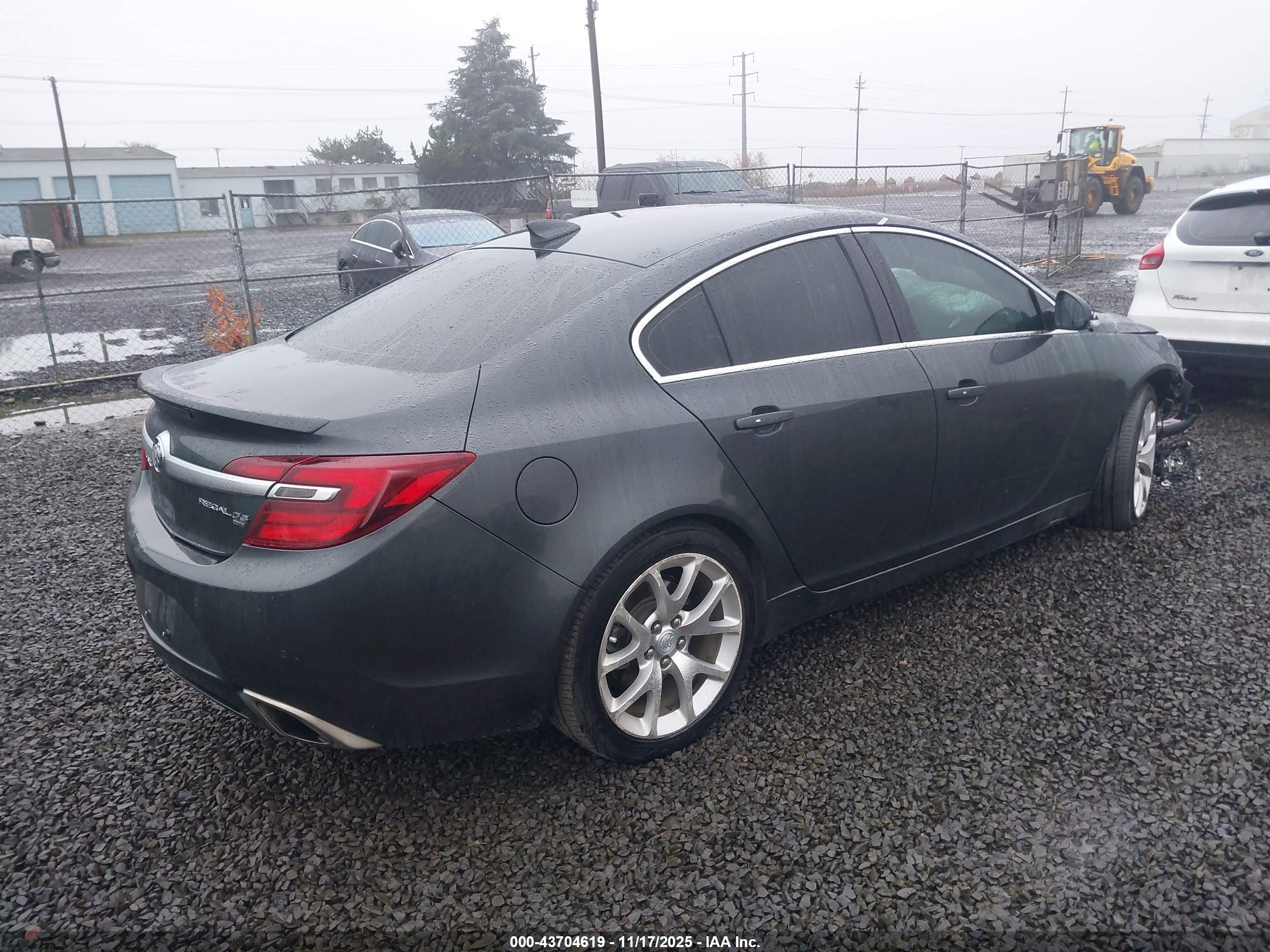 BUICK REGAL image 4