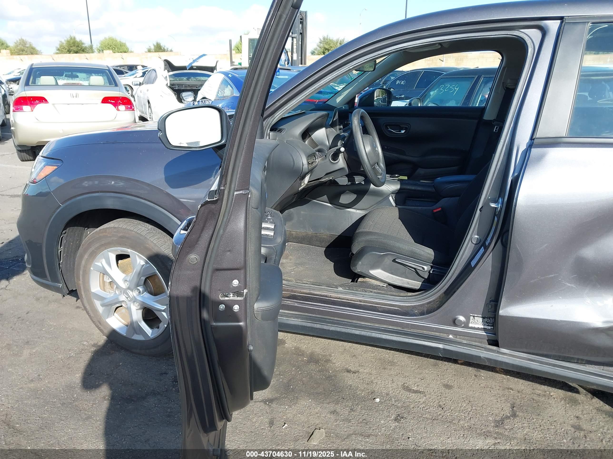HONDA HR-V image 5
