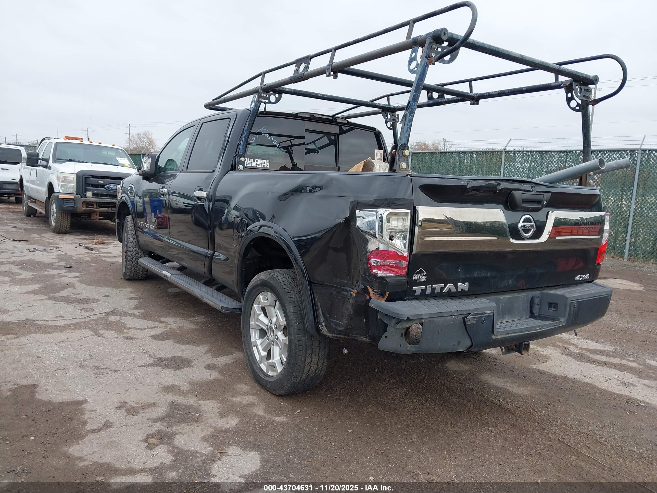 NISSAN TITAN image 3